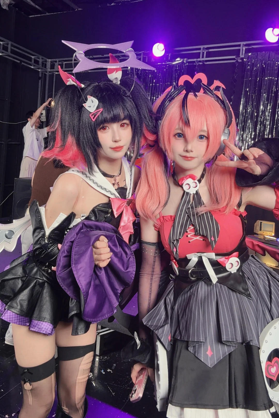 【南宫羽cos】绝区零妄想天使阵营出战，紫黑战袍质感拉满 - 第 4 张