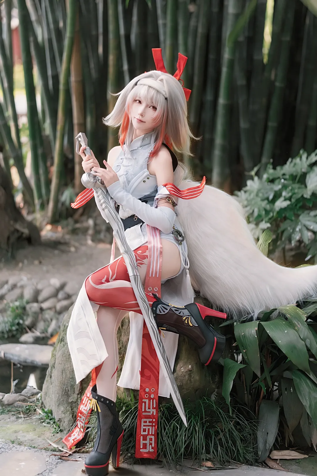【叶瞬光cos】绝区零竹林里的青溟剑剑主 - 第 2 张