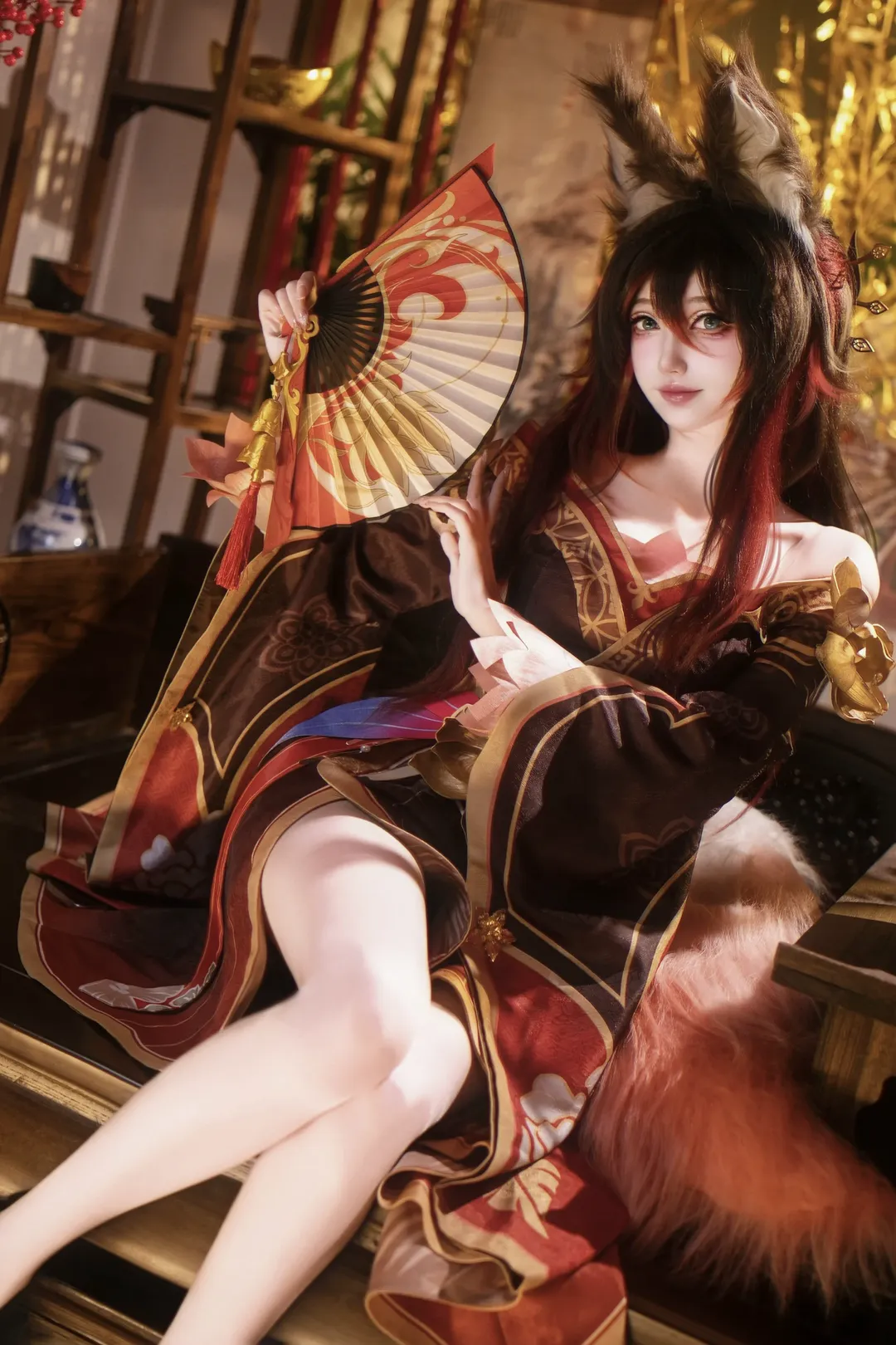 【忘归人cos】崩坏星穹铁道国风狐耳造型，折扇半掩慵懒氛围 - 第 1 张