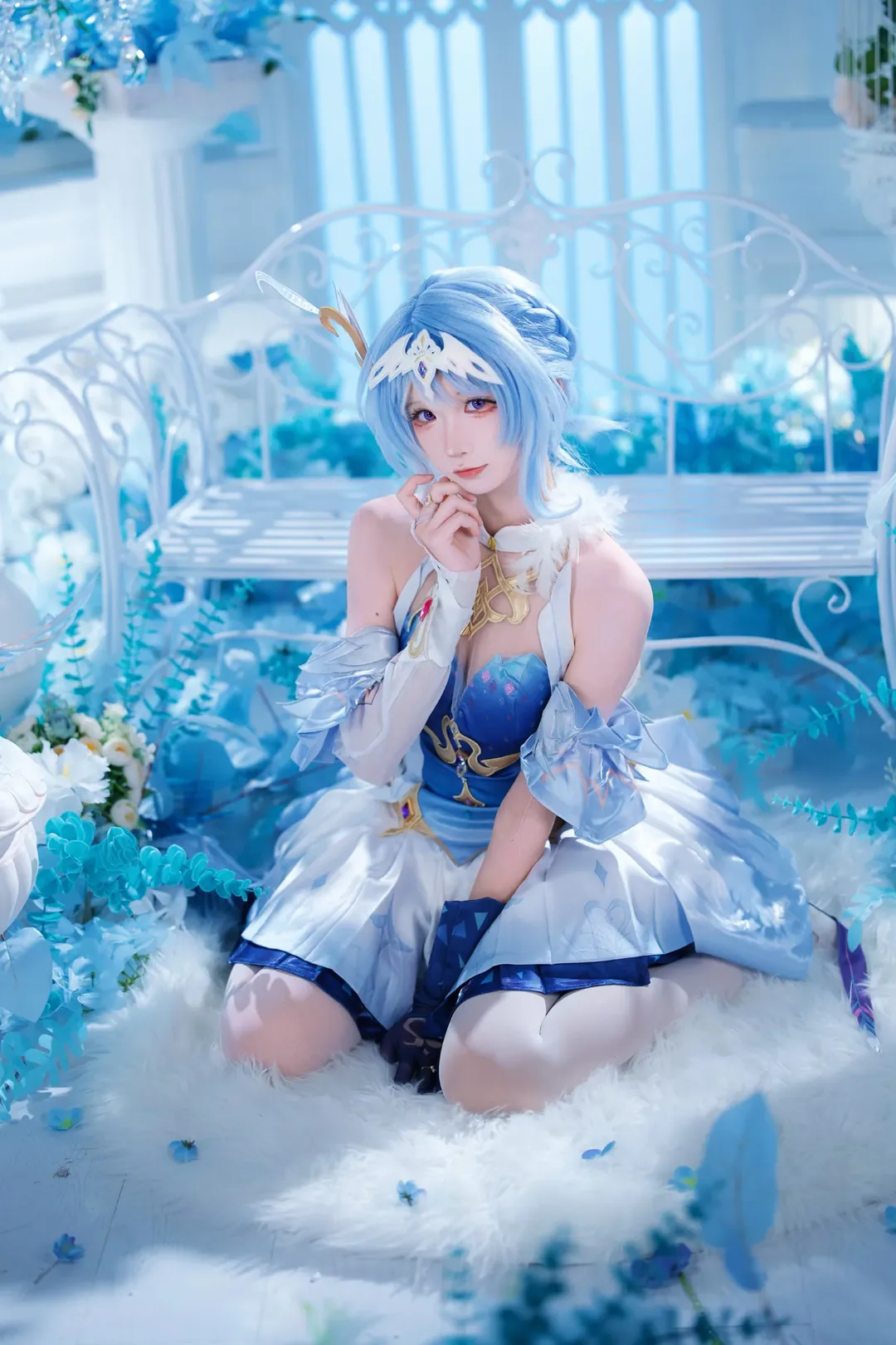 【奥黛塔cos】冰雪中的蓝白甜妹，梦幻光影下的细腻表现 - 第 8 张