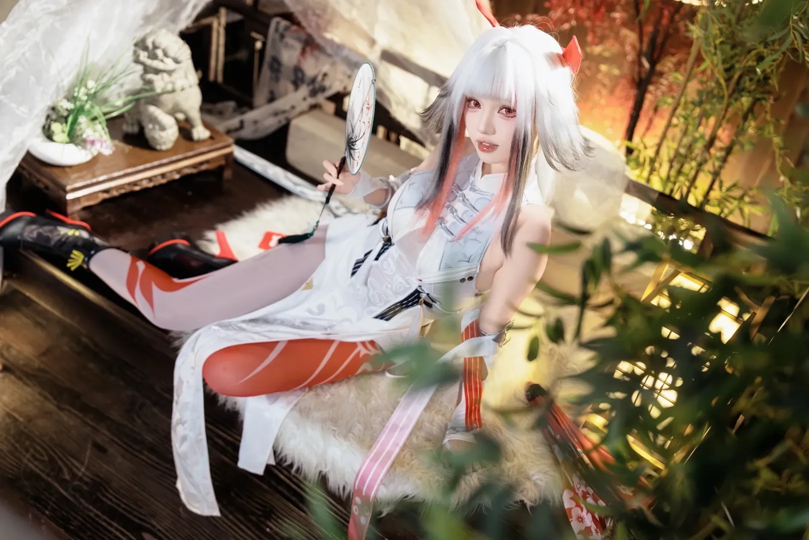 【叶瞬光cos】绝区零里的中式机能风，红白交织的帅气与性感 - 第 9 张