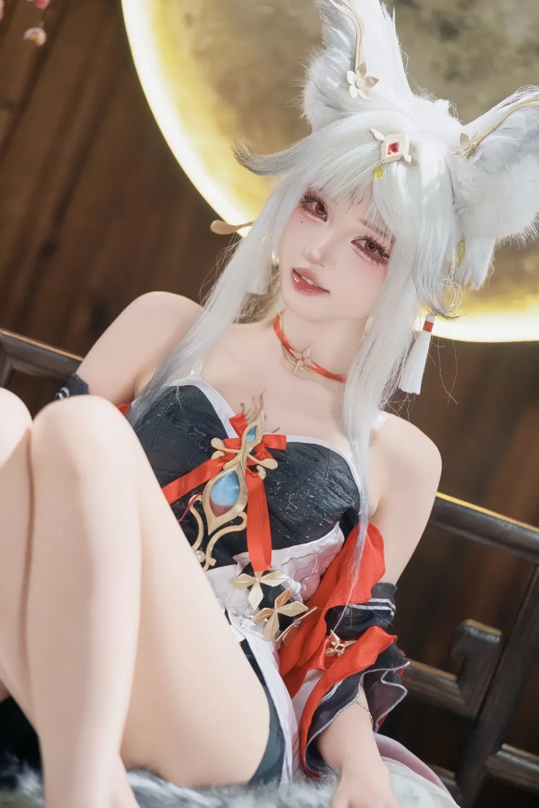 【心-2cos】鸣潮银发兽耳娘，服装细节质感拉满 - 第 11 张