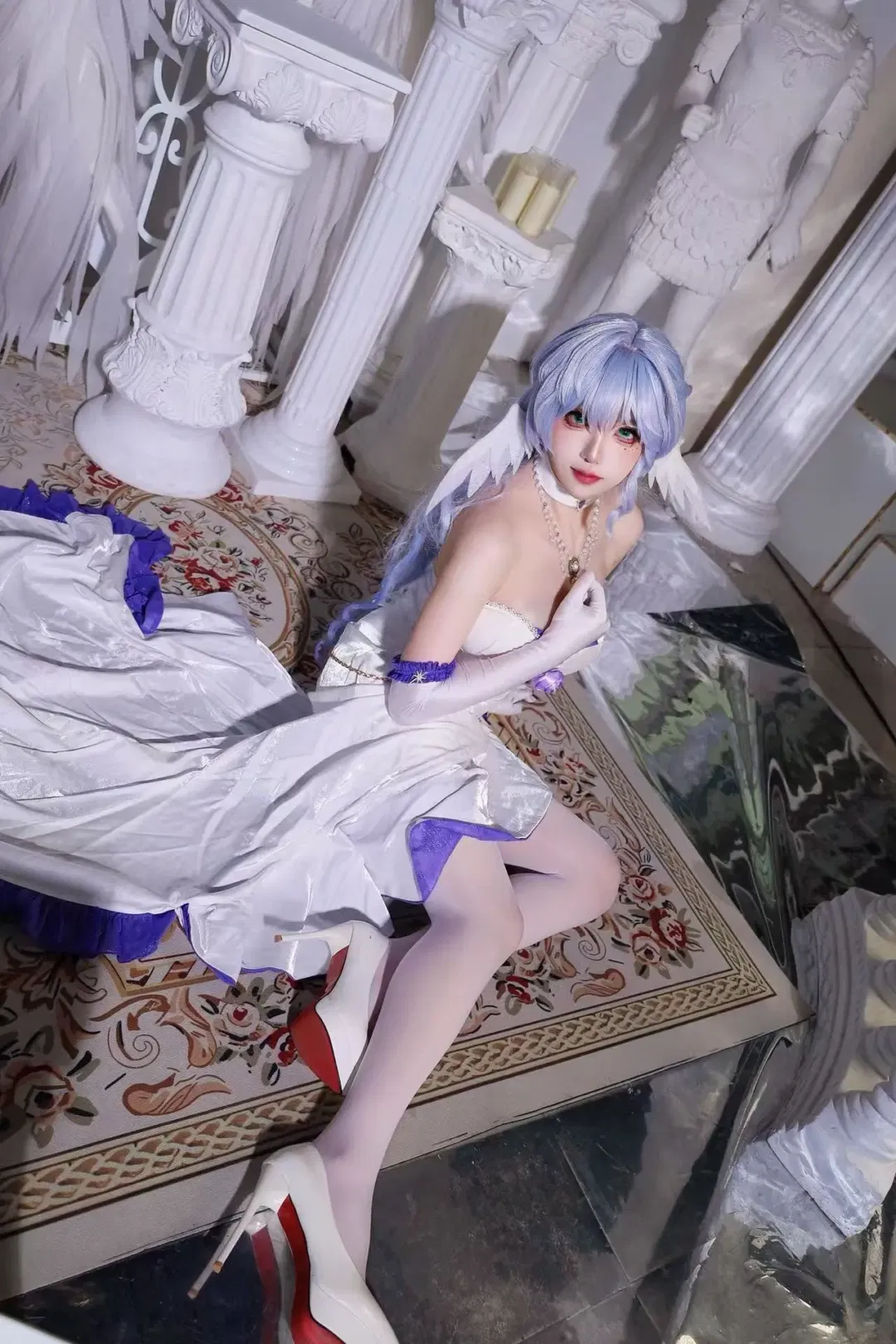 【知更鸟cos】白紫洋装与白丝高跟的唯美碰撞 - 第 2 张