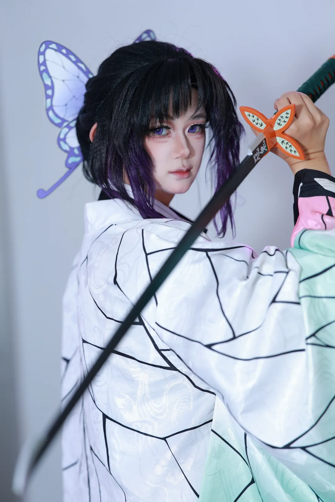 【蝴蝶忍cos】鬼滅之刃靜安大悅城場照，紫光一打動作一擺就出圖 - 第 2 張