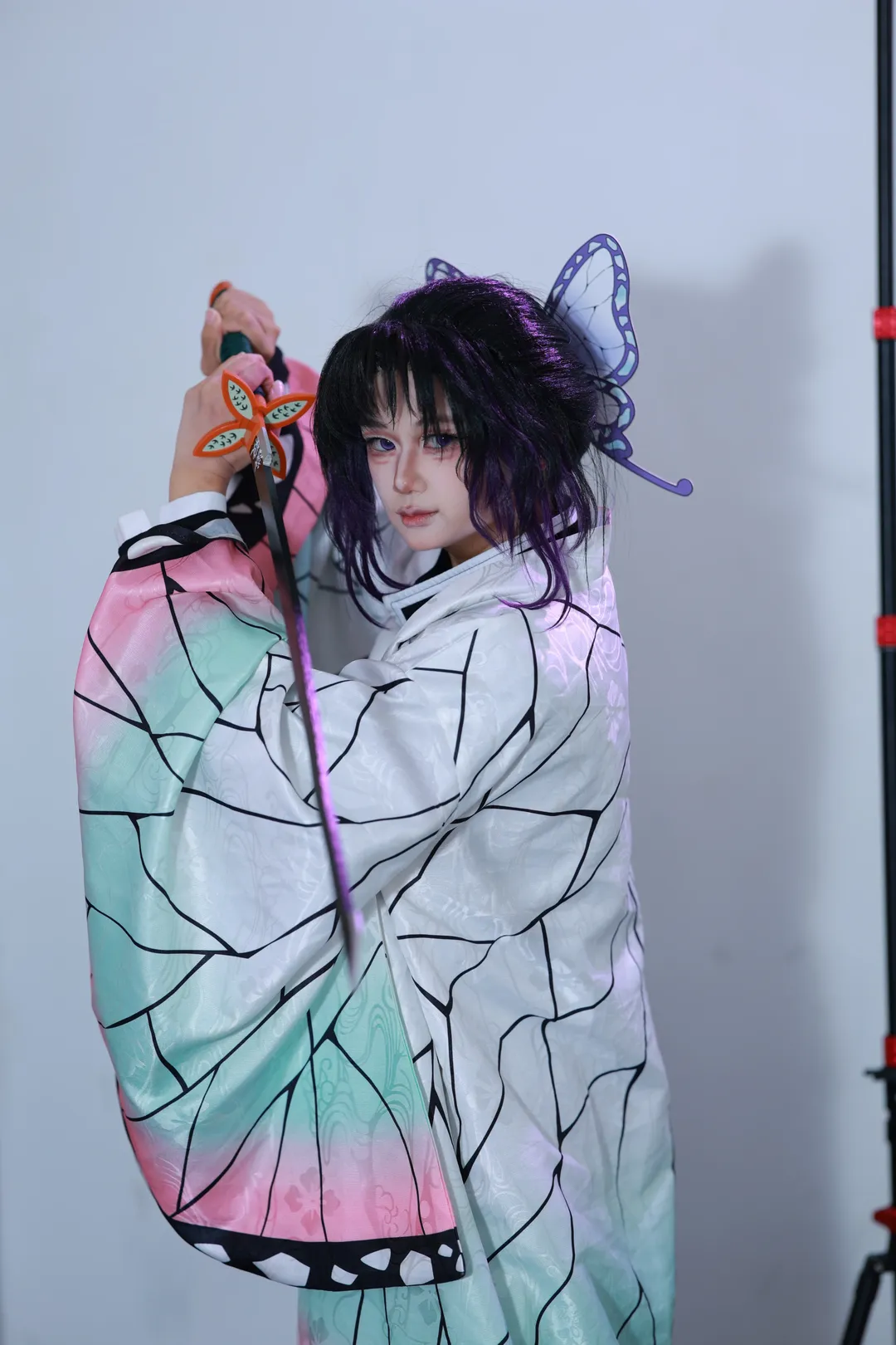 【蝴蝶忍cos】鬼滅之刃靜安大悅城場照，紫光一打動作一擺就出圖 - 第 6 張
