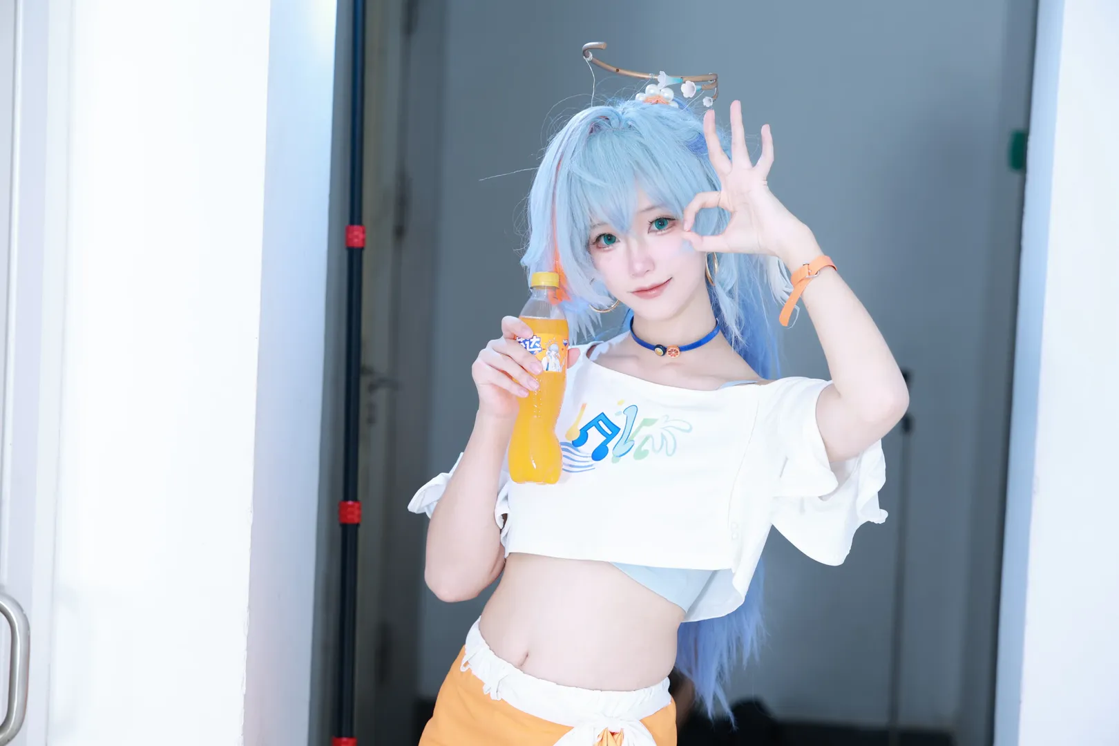 【知更鸟cos】崩坏星穹铁道来一瓶芬达吧 - 第 4 张
