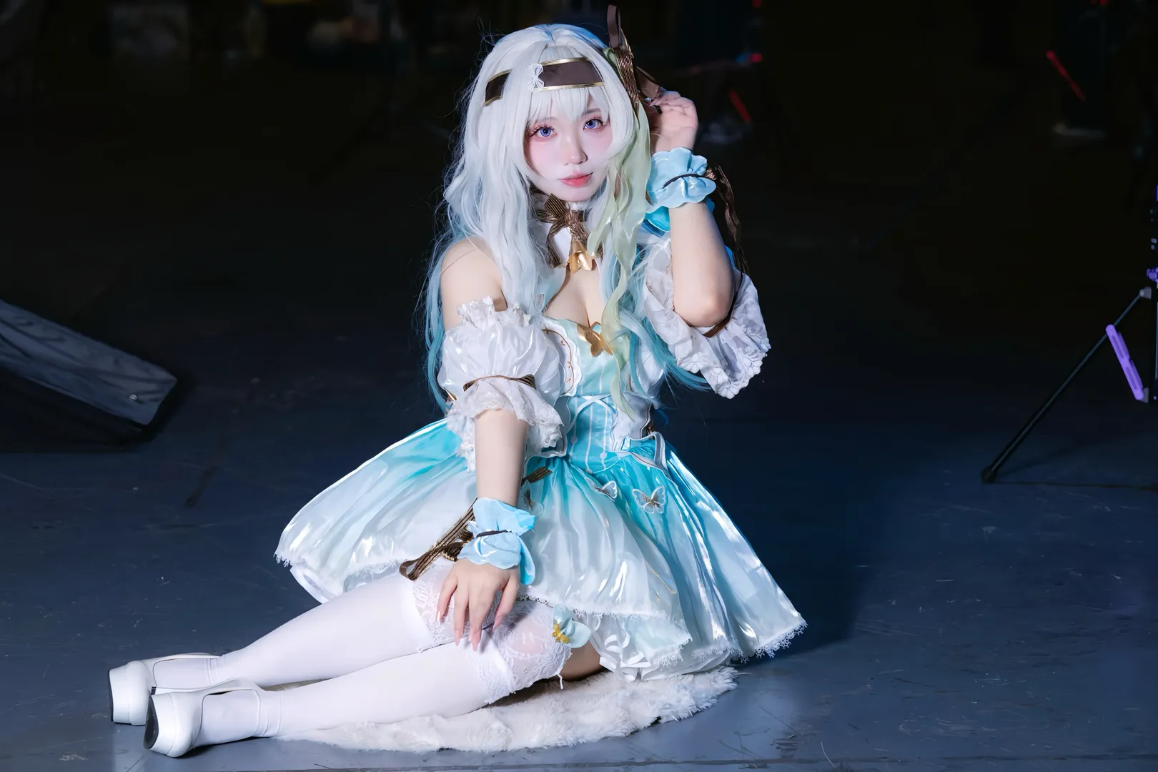 【流萤cos】崩坏星穹铁道流萤场照，白蓝色调的舞台质感 - 第 4 张