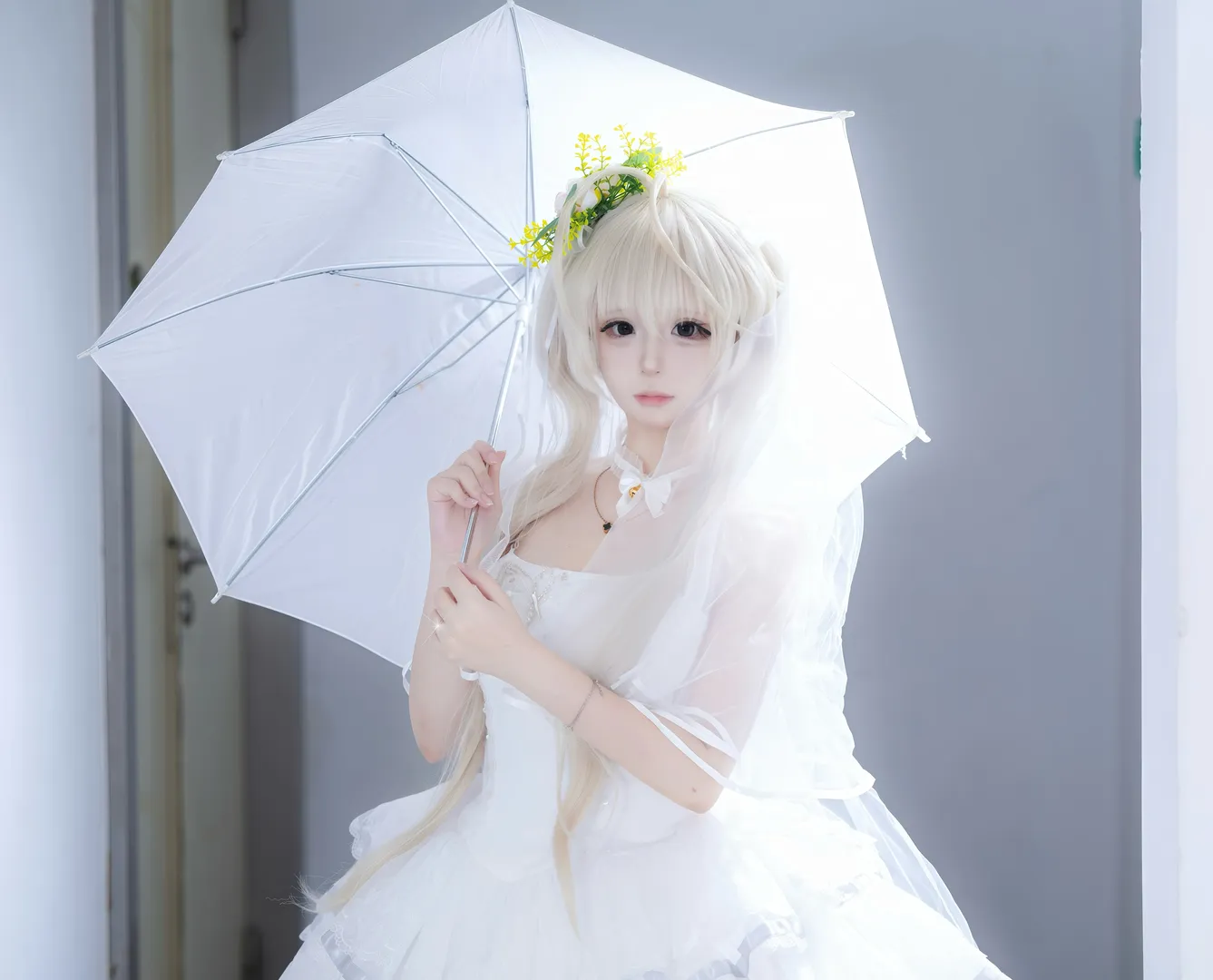 【春日野穹cos】缘之空婚纱造型，白纱与灰兔的春日浪漫 - 第 1 张