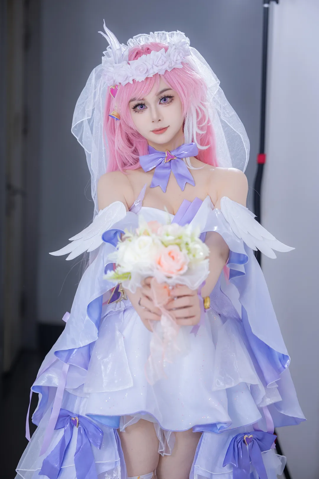 爱莉希雅cos 崩坏三 静安大悦城的浪漫婚纱记录 - 第 1 张