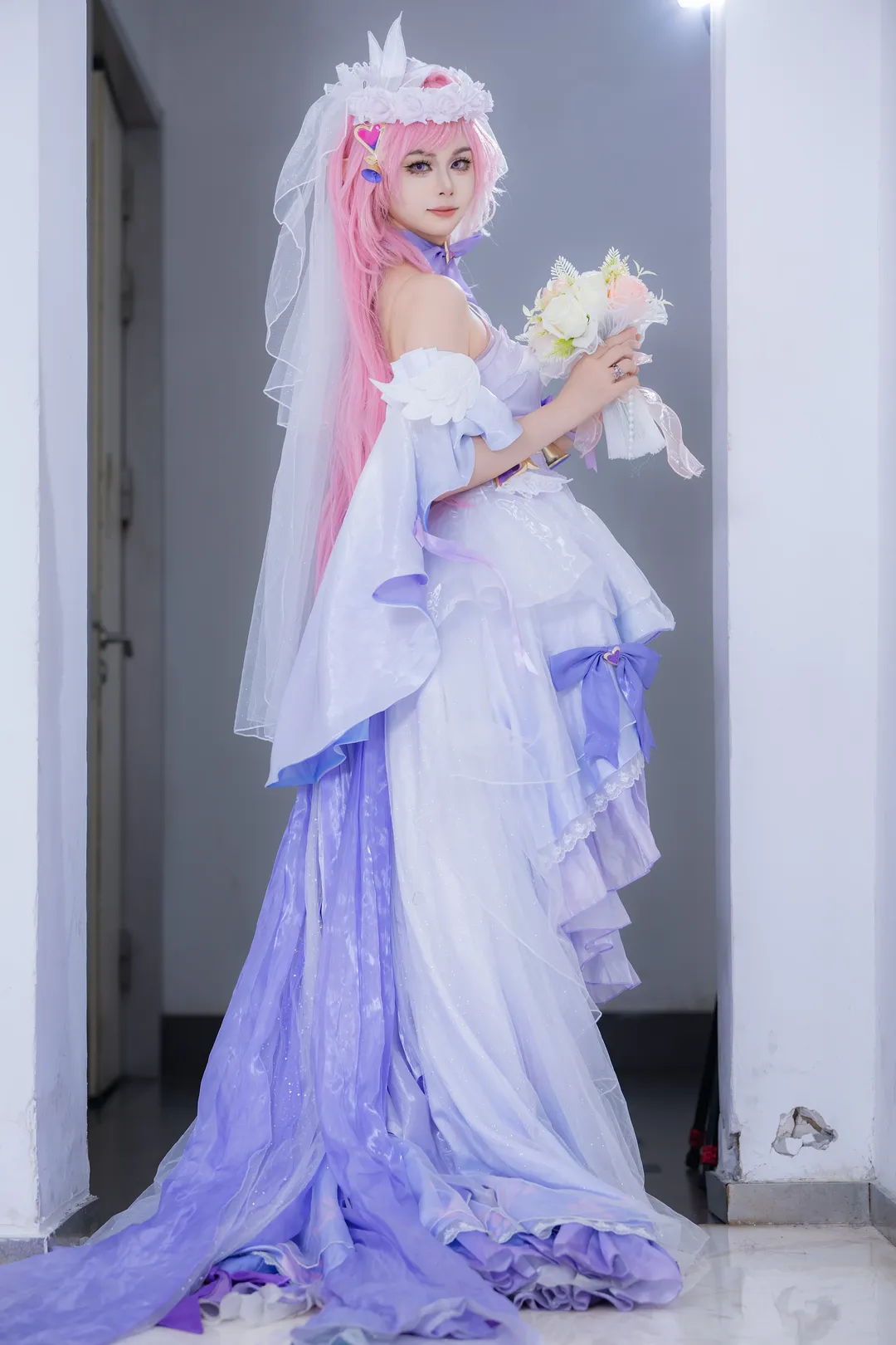 爱莉希雅cos 崩坏三 静安大悦城的浪漫婚纱记录 - 第 4 张