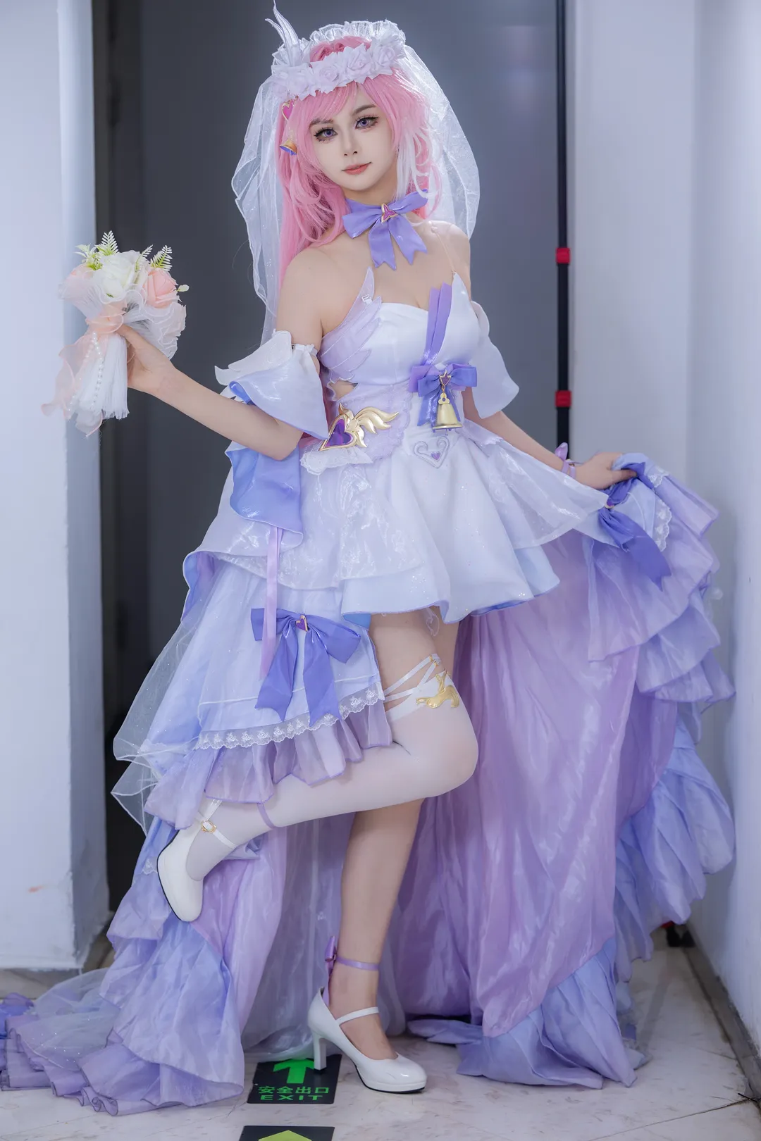 爱莉希雅cos 崩坏三 静安大悦城的浪漫婚纱记录 - 第 9 张