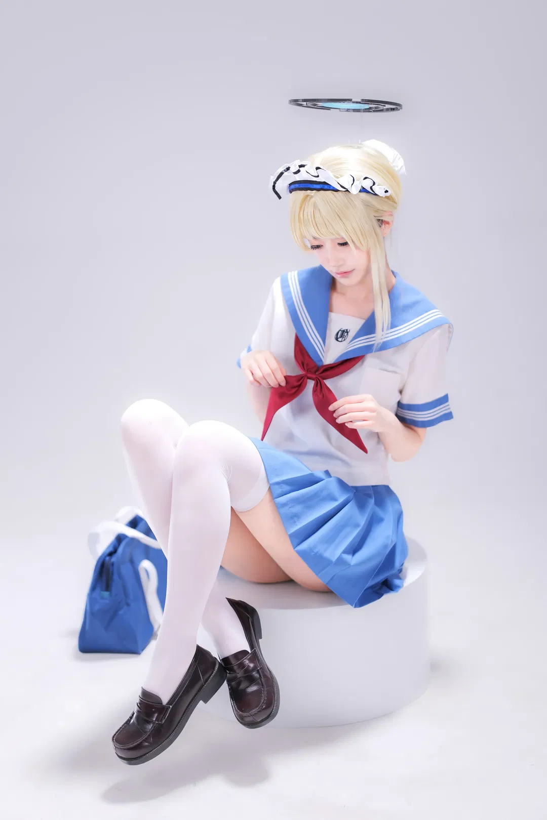 【飞鸟马时cos】小时这套水手服细节拉满 - 第 1 张