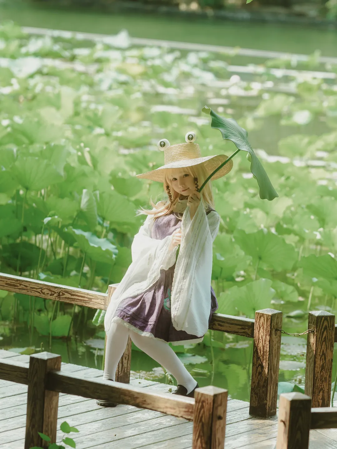 【洩矢諏訪子cos】東方Project夏日荷塘外景記錄 - 第 1 張
