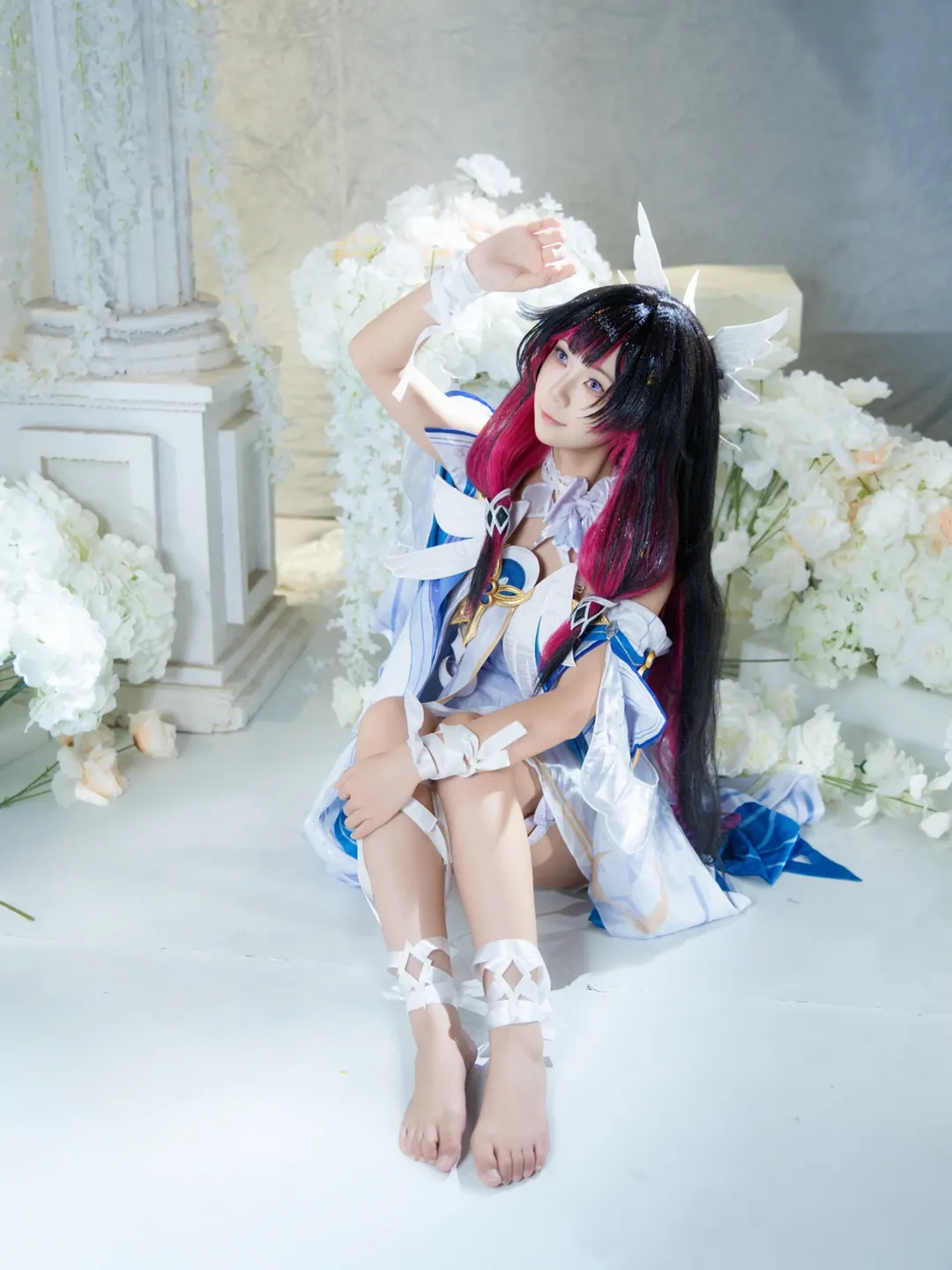 【哥倫比婭cos】白歐影棚的純淨感，光影與服裝的完美配合 - 第 2 張