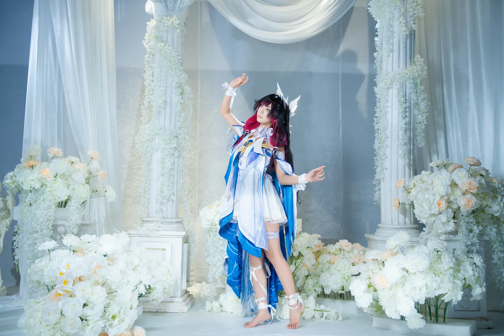 【哥倫比婭cos】白歐影棚的純淨感，光影與服裝的完美配合 - 第 3 張