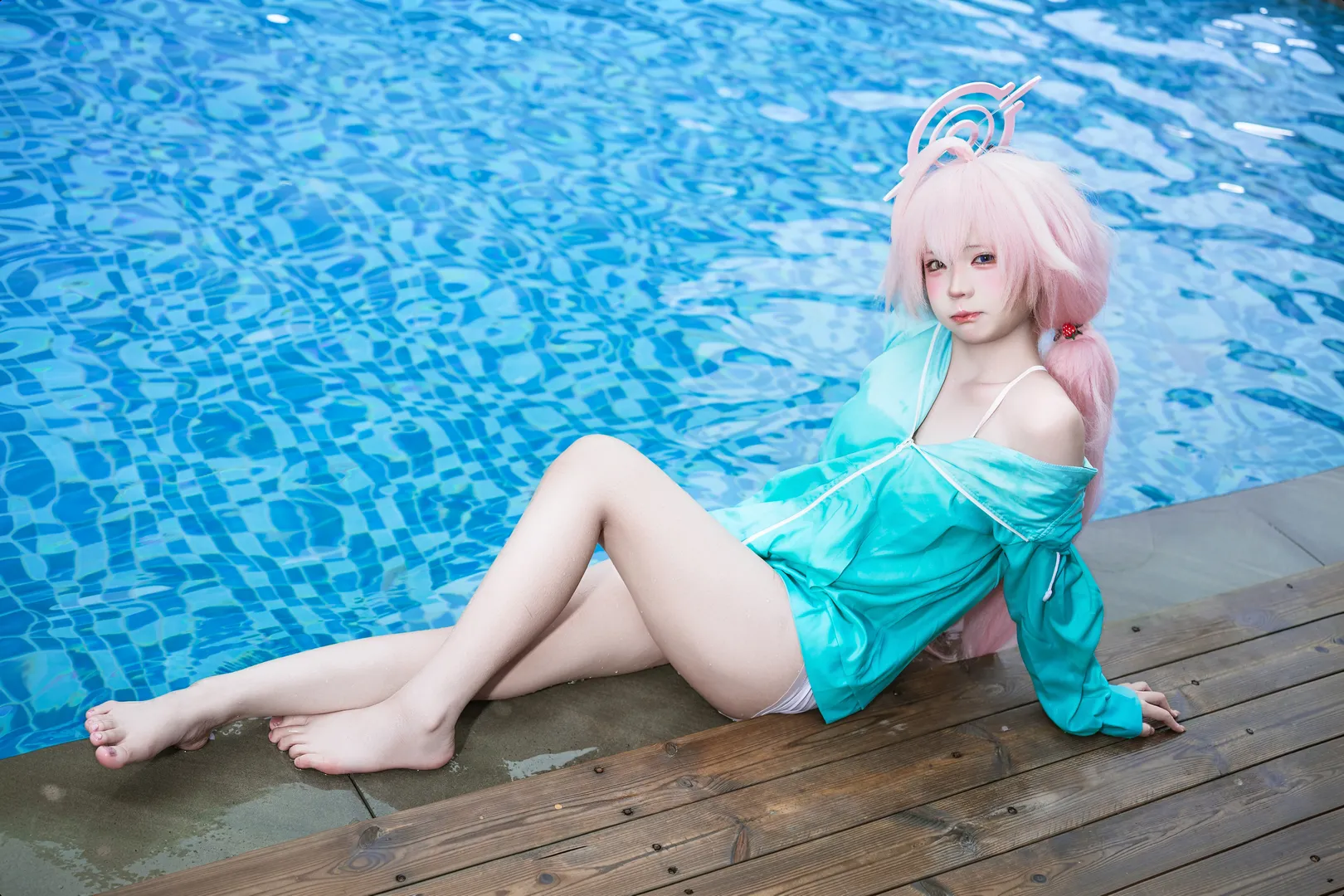 【小鸟游星野cos】蔚蓝档案水星野泳池边正片分享 - 第 4 张