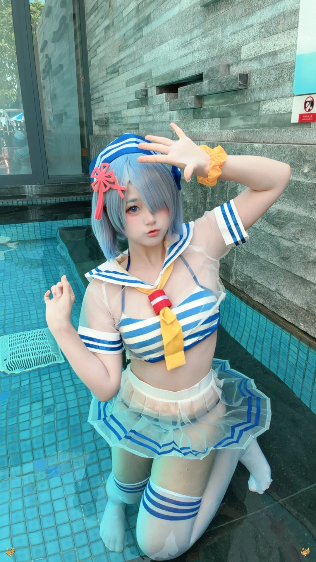 【蕾姆cos】在夏日泳池边的水手风轻松拍 - 第 1 张