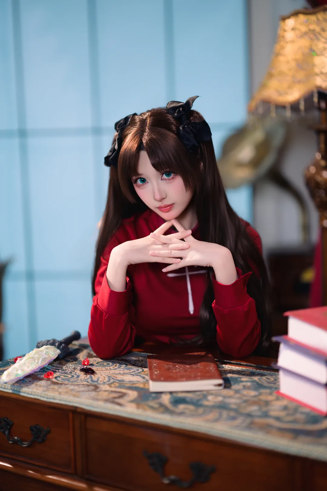【远坂凛cos】Fate系列经典造型，红黑搭配与过膝袜的书房记录 - 第 10 张