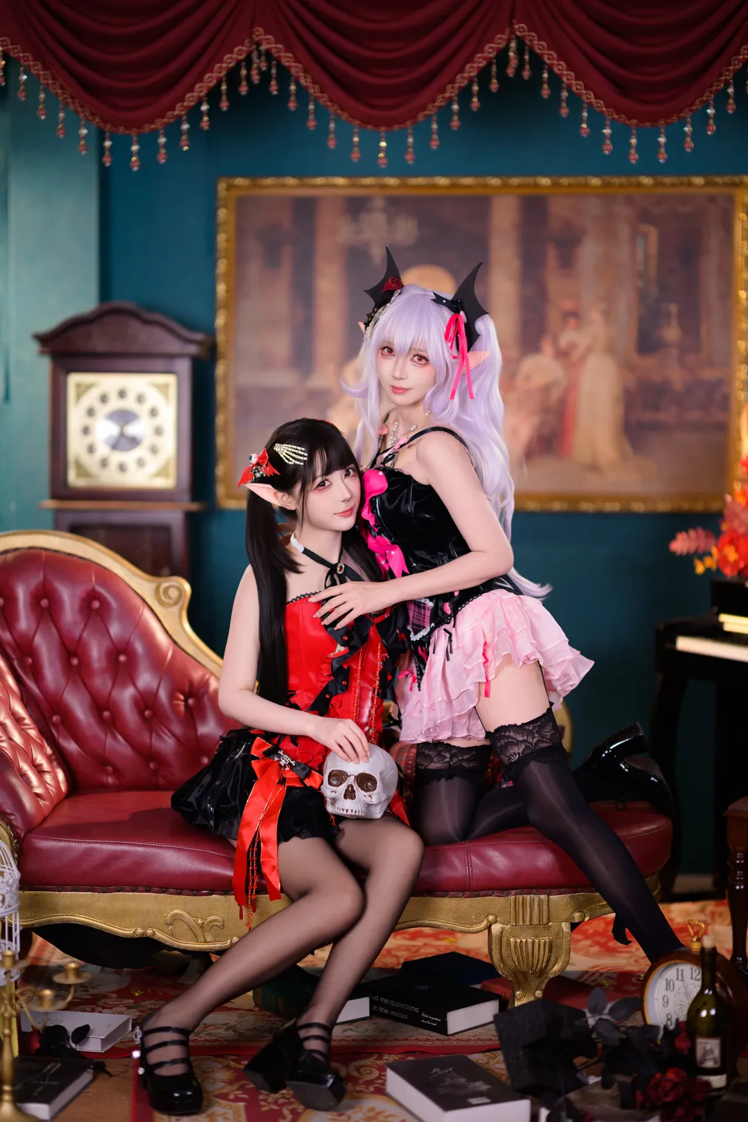 暗黑系Lolita小惡魔雙子寫真，紅黑哥特風氛圍感拉滿 - 第 1 張