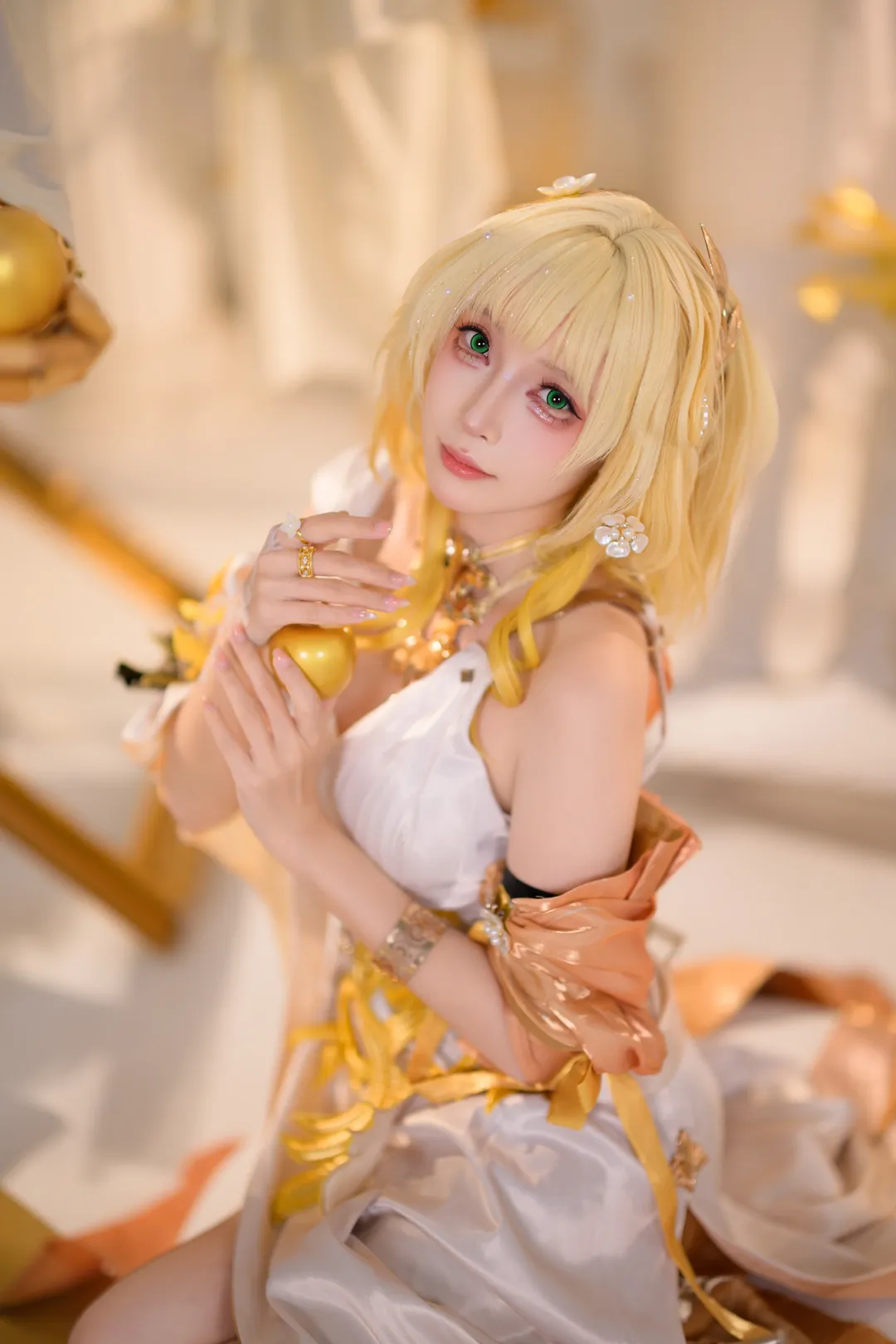 【阿格莱雅cos】崩坏星穹铁道 金色权杖与古典幻想 - 第 5 张