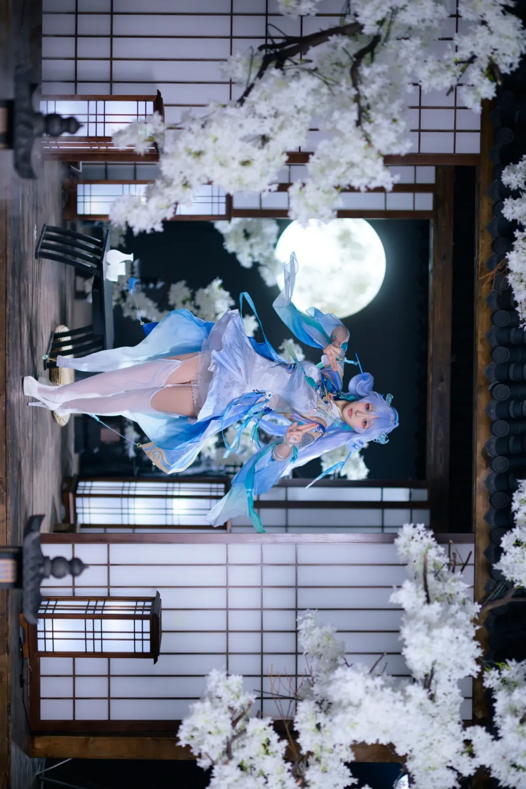 【清宵cos】鸣潮清宵，月色下的蓝白幻梦 - 第 7 张