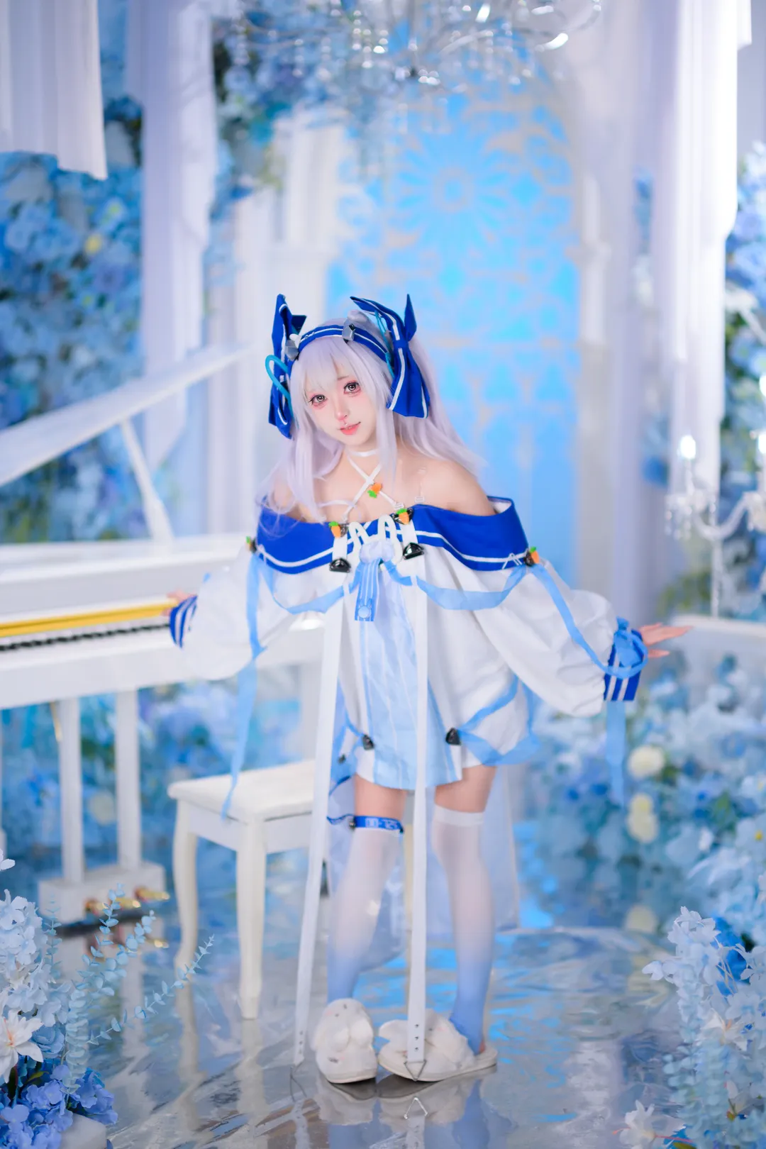 【拉菲cos】碧蓝航线白钢琴与蓝花海的相遇 - 第 1 张