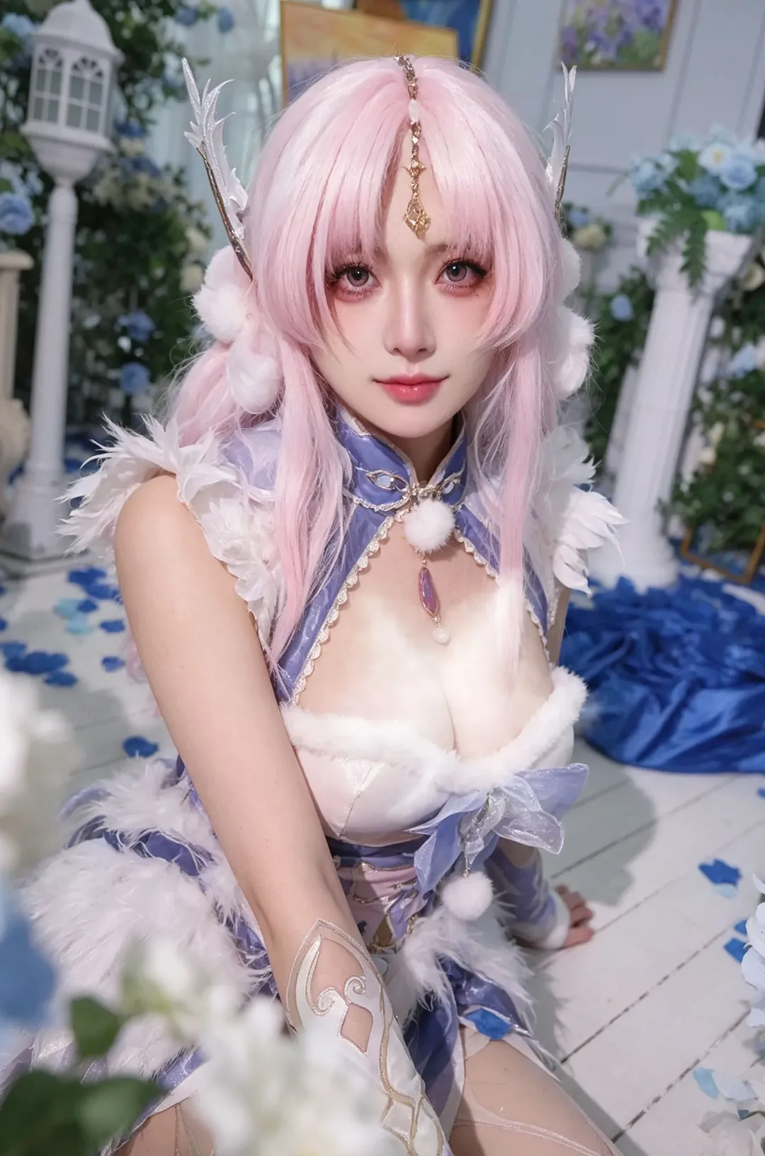 【殷紫萍cos】想要你的金长剑，也想经常见你 - 第 1 张