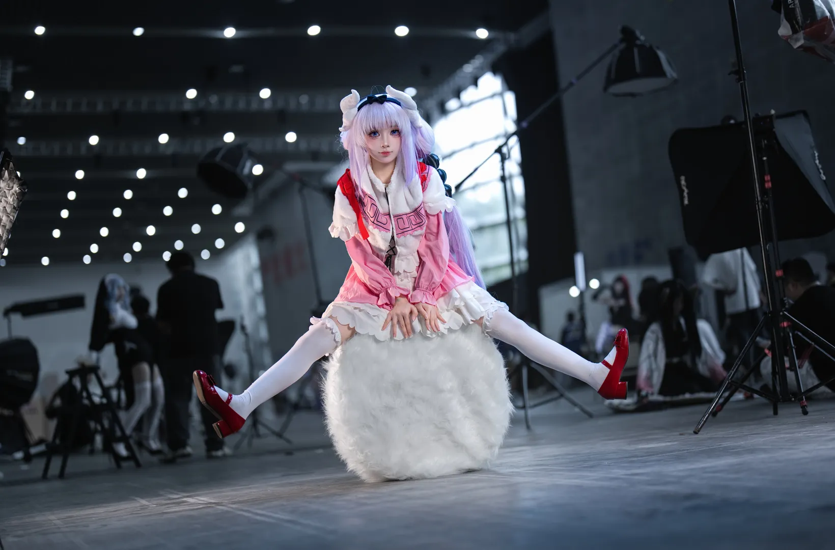 【康娜cos】小林家的龍女僕康娜，白絲與紅皮鞋的場照記錄 - 第 4 張