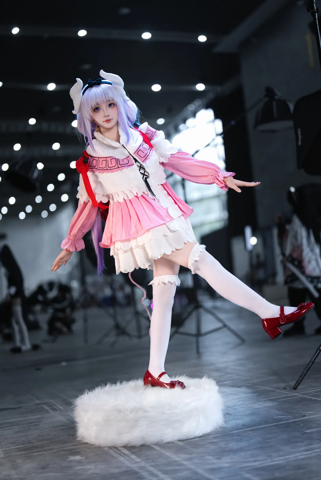 【康娜cos】小林家的龍女僕康娜，白絲與紅皮鞋的場照記錄 - 第 7 張