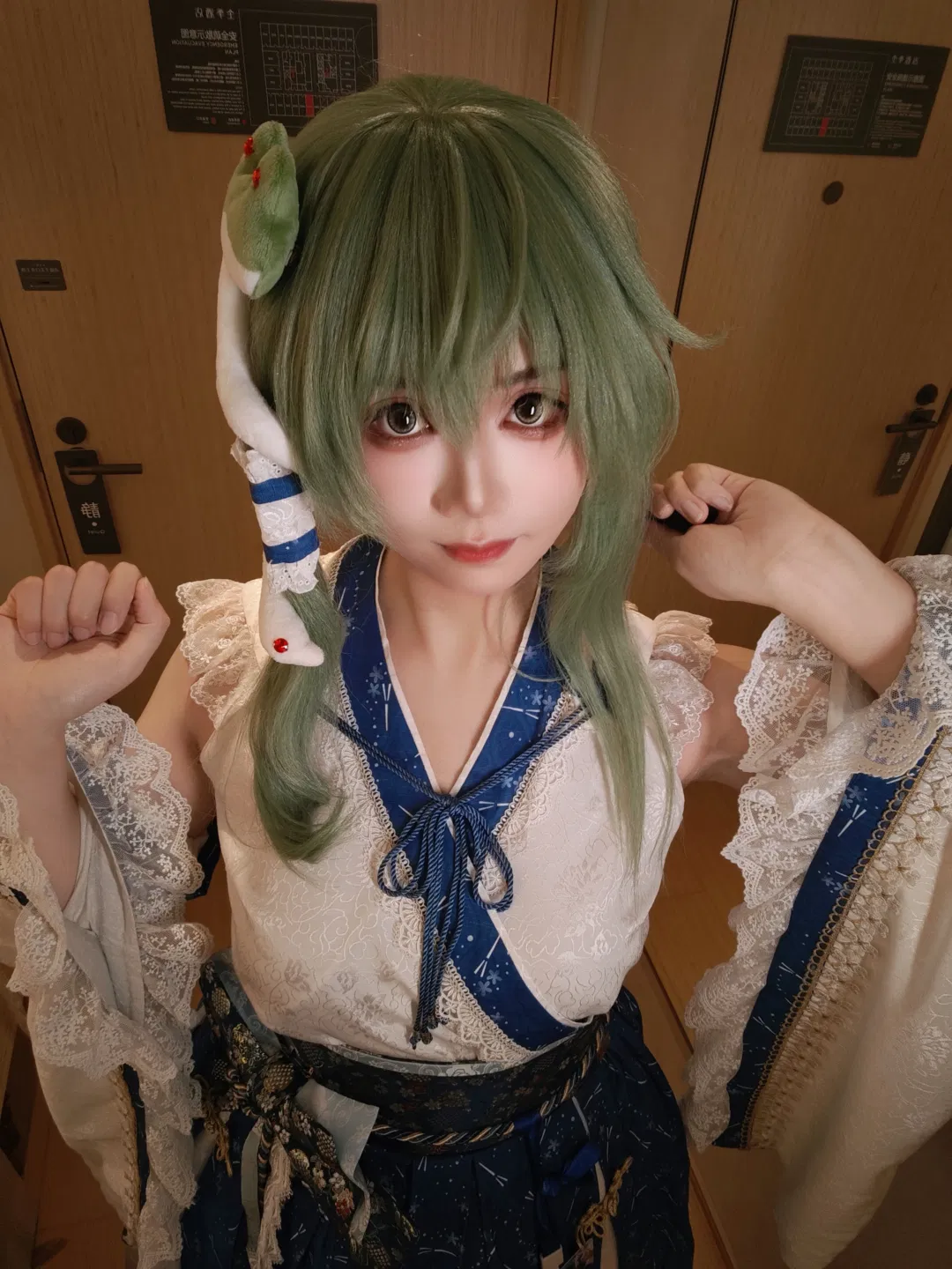 【东风谷早苗cos】东方project的温柔风，男生也能驾驭人妻感 - 第 2 张