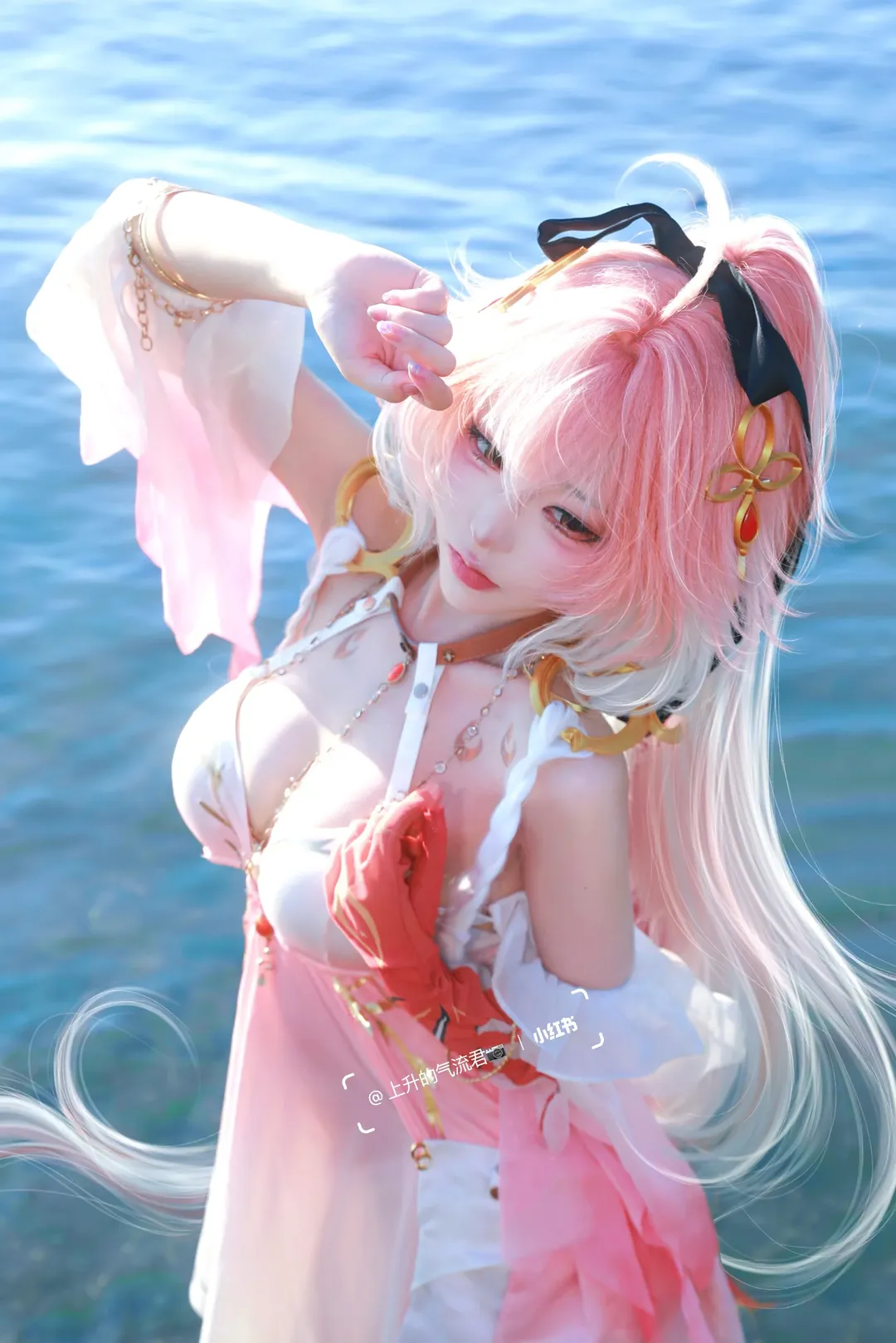 长离泳装cos：鸣潮夏日水畔的风与浪 - 第 1 张