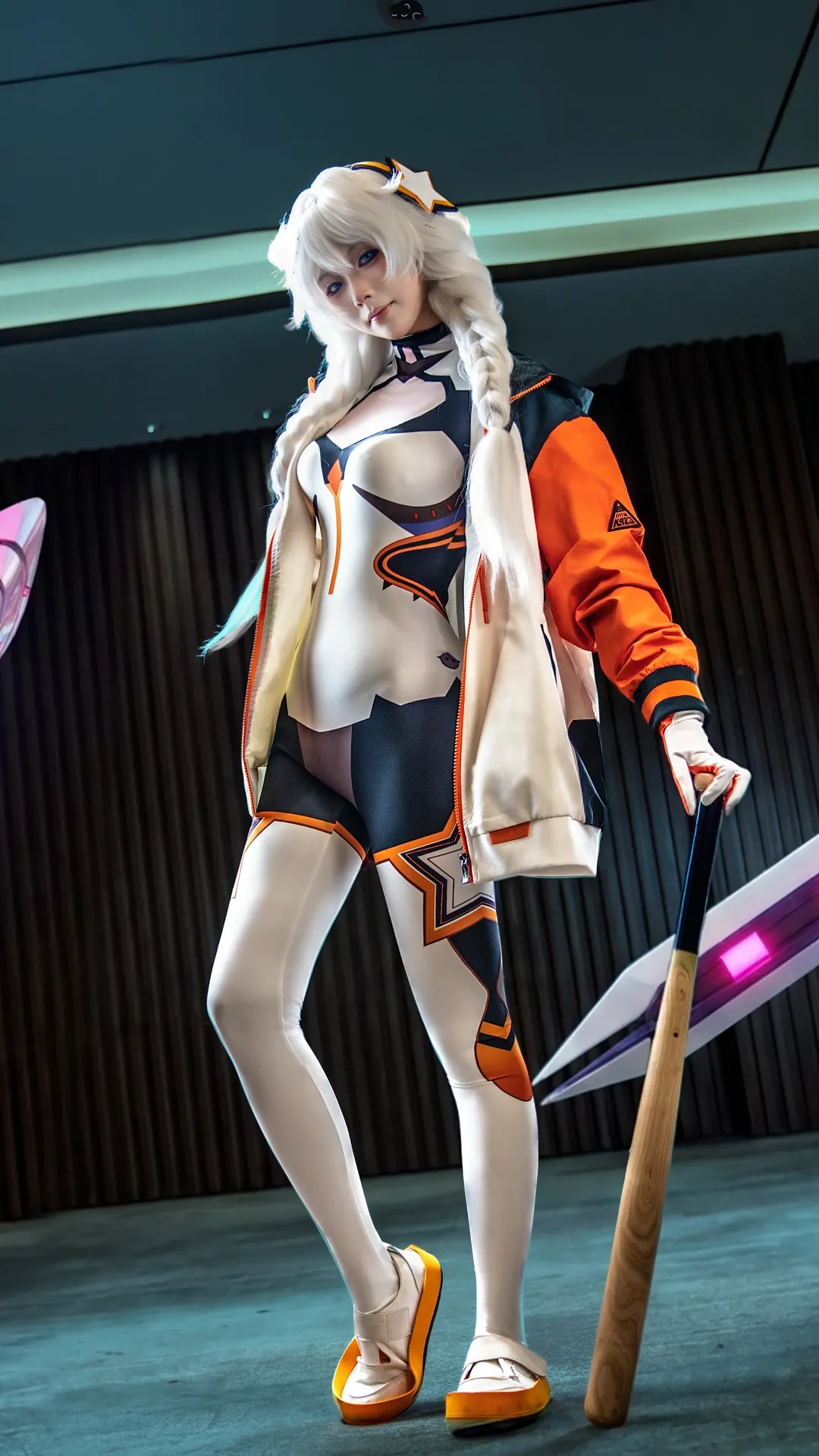 【琪亚娜cos】崩坏三白练套装，带外套版本的琪宝来报到 - 第 1 张