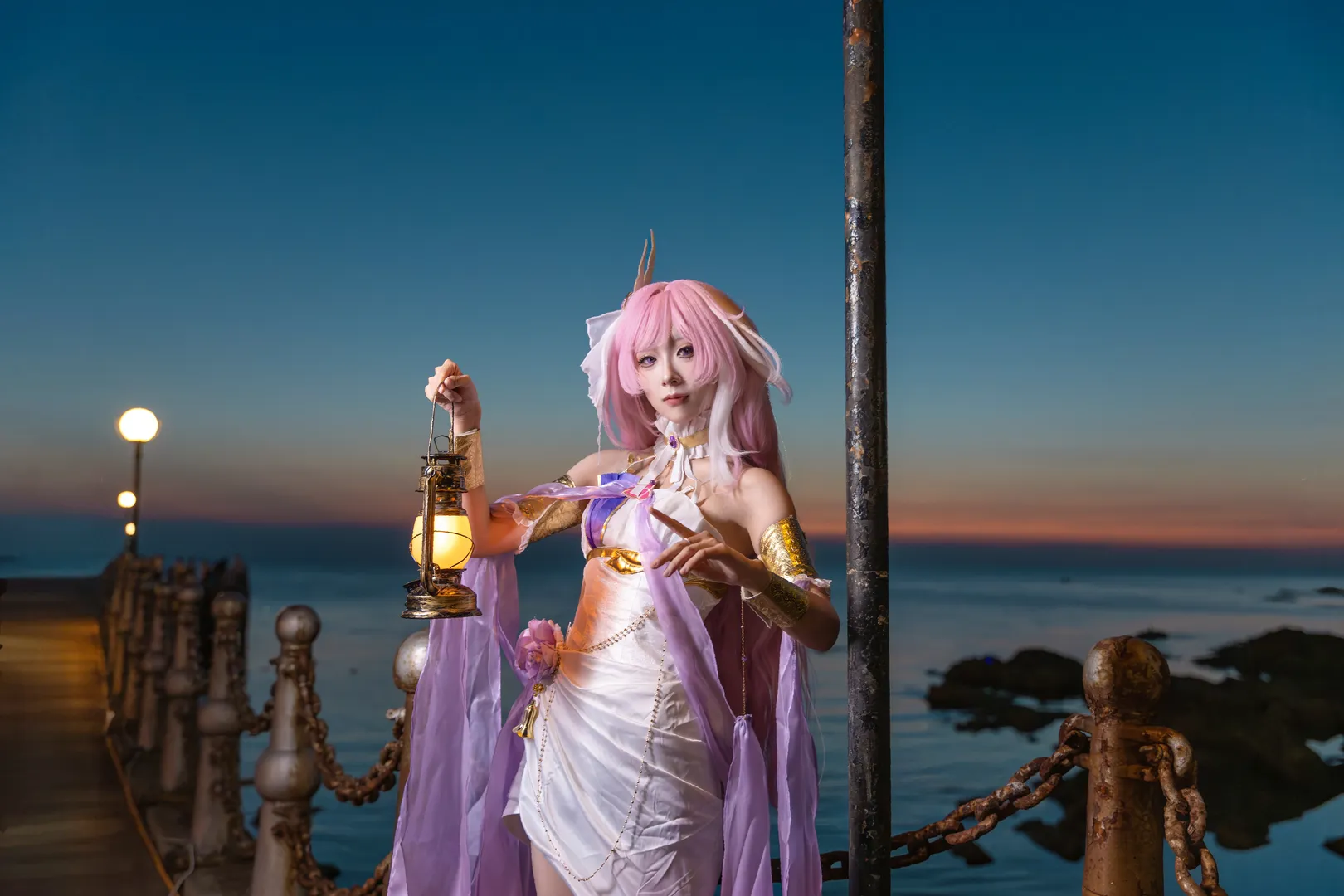 【愛莉希雅cos】崩壞三的花鈴律曲，海邊提燈夜遊 - 第 4 張