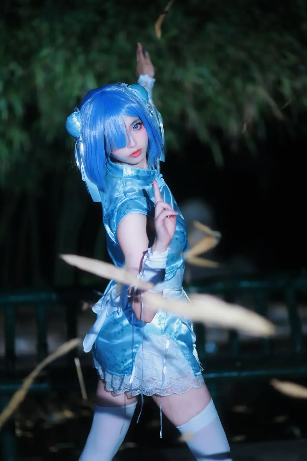 【雷姆cos】中華娘私設，提劍起舞的藍髮少女 - 第 4 張