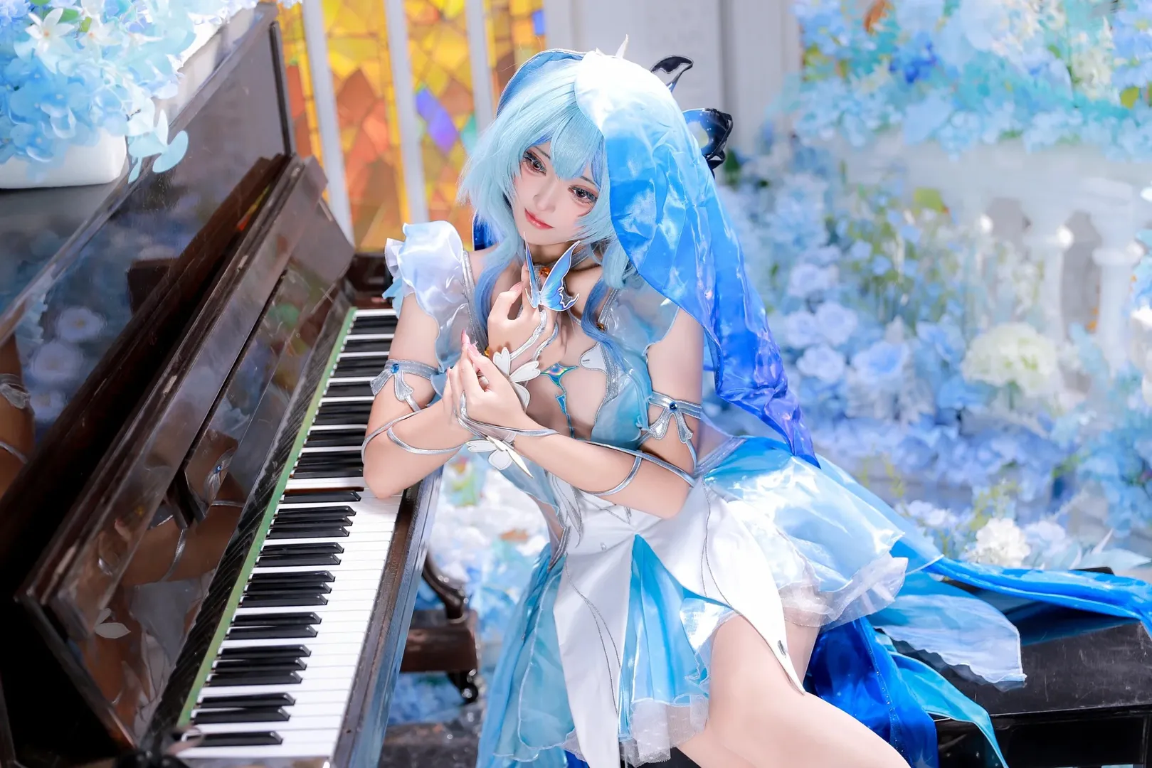 鳴潮守岸人cos，藍調深海與鋼琴彩窗的靜謐迴響 - 第 3 張