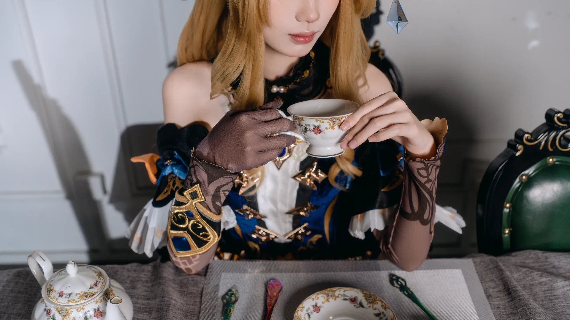 【娜維婭cos】原神大小姐的復古莊園邀約 - 第 10 張