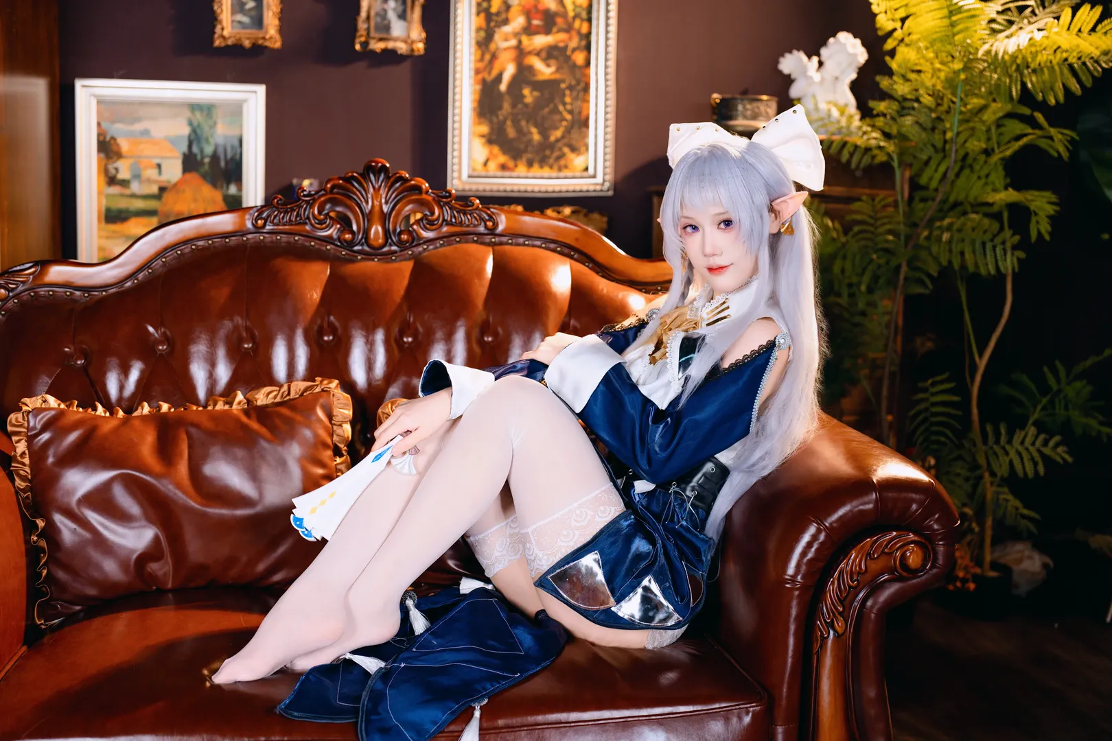 【維琳娜cos】絕區零的高冷與微笑，復古洋裝白絲演繹 - 第 9 張