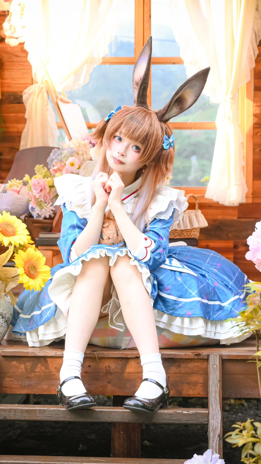 【阿米娅cos】午后木屋里的奶糖兔兔 - 第 2 张