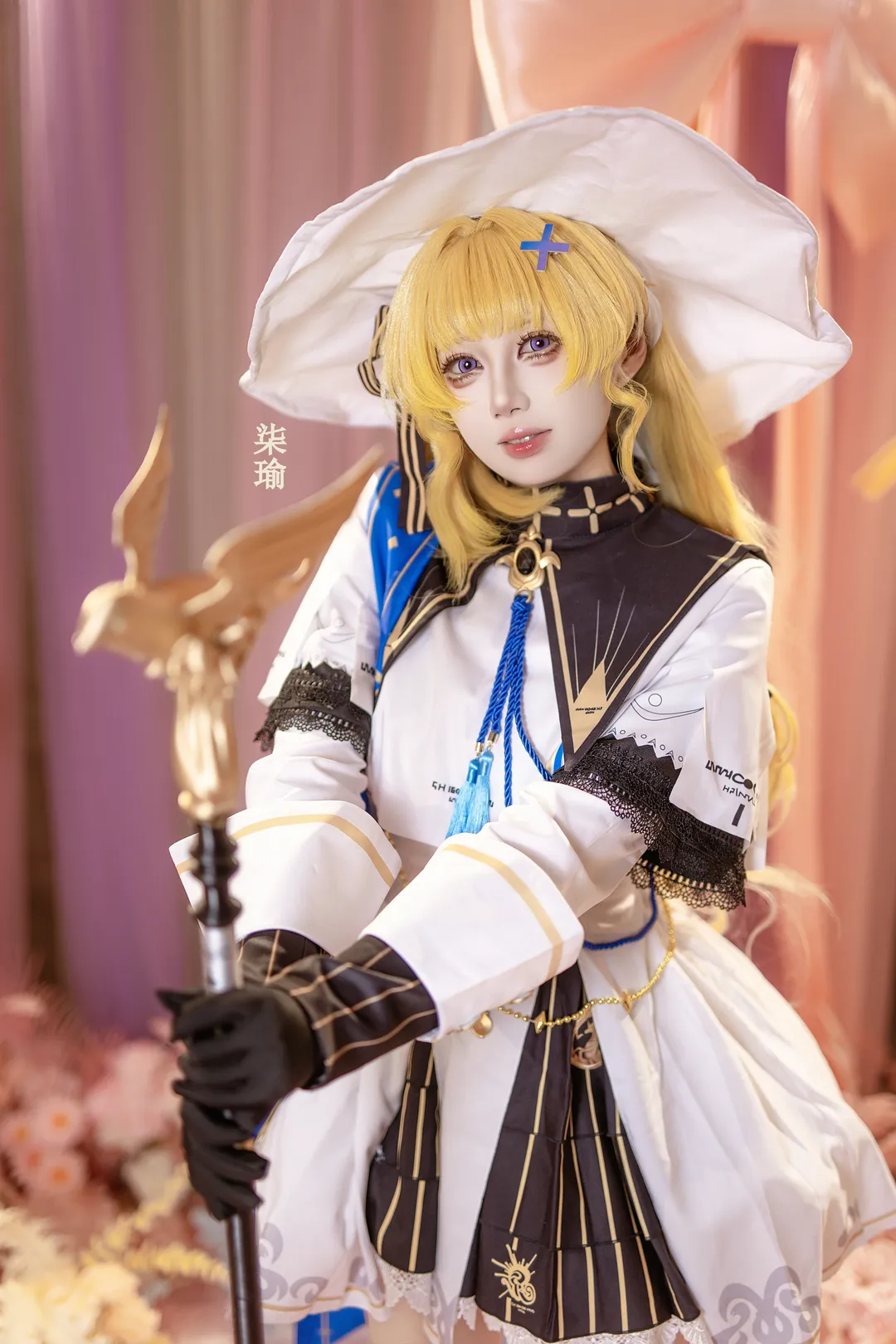 【菲比cos】鳴潮菲比，花海中的白裙魔法使 - 第 3 張