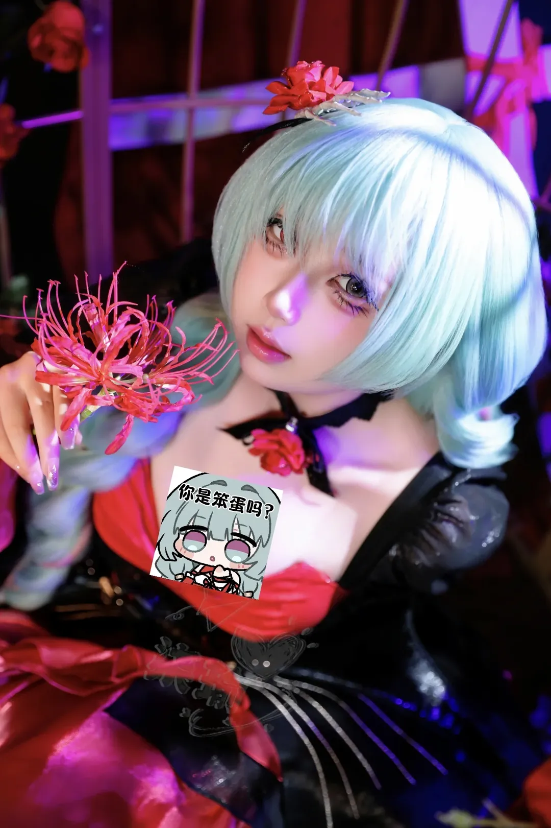 【弗洛洛cos】鸣潮红黑礼服的暗夜拍摄纪实 - 第 1 张