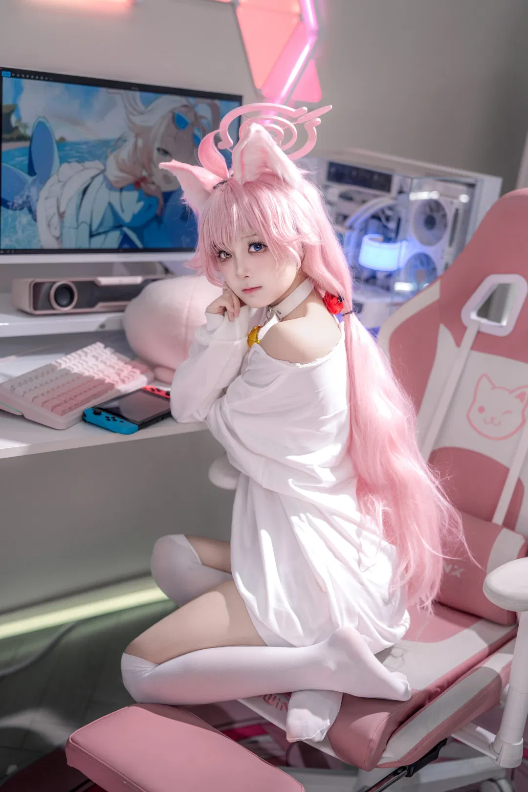【小鸟游星野cos】蔚蓝档案猫猫前辈的电竞慵懒时间 - 第 9 张