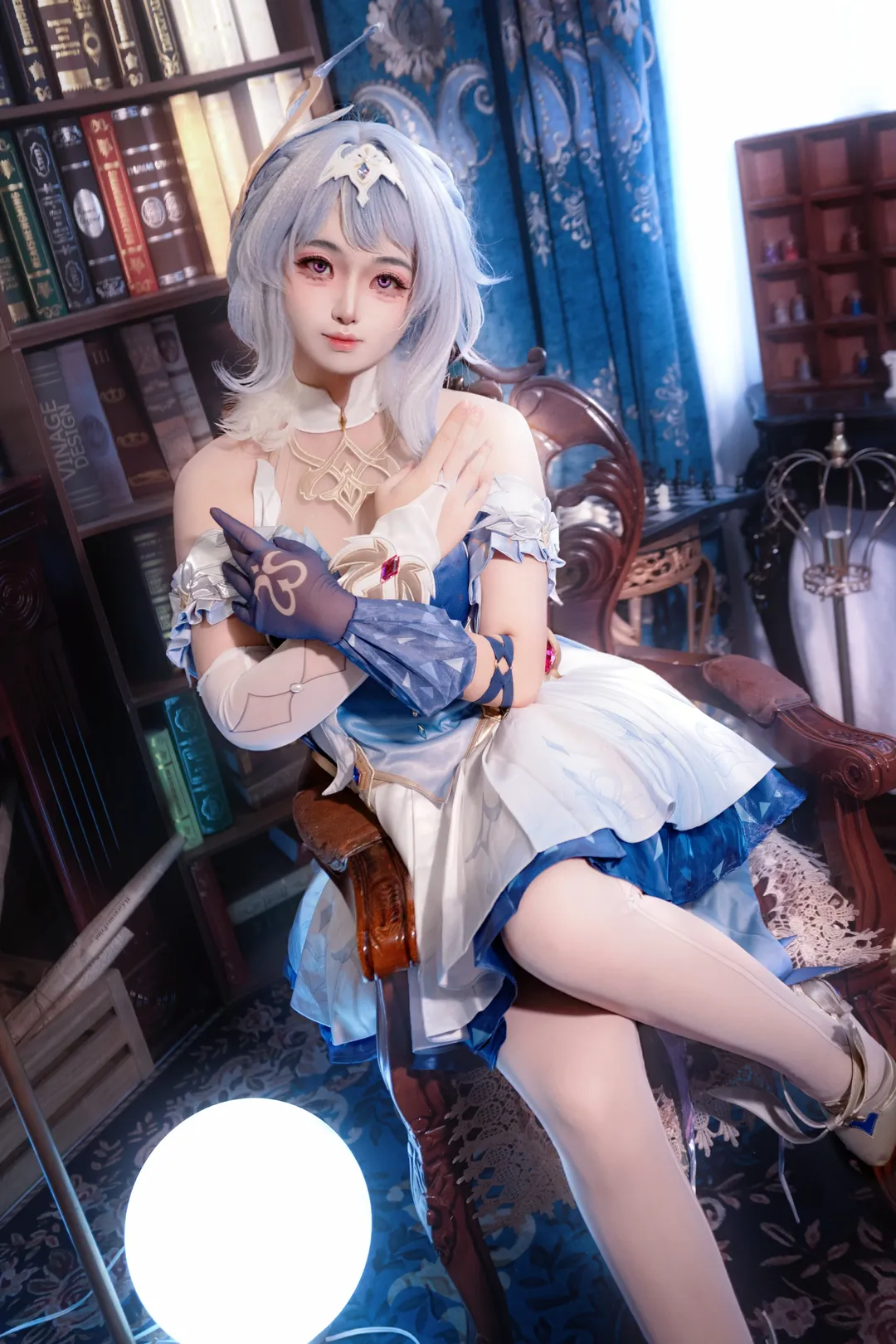 原神奥黛塔cos，蓝白礼服棚拍细节全记录 - 第 1 张