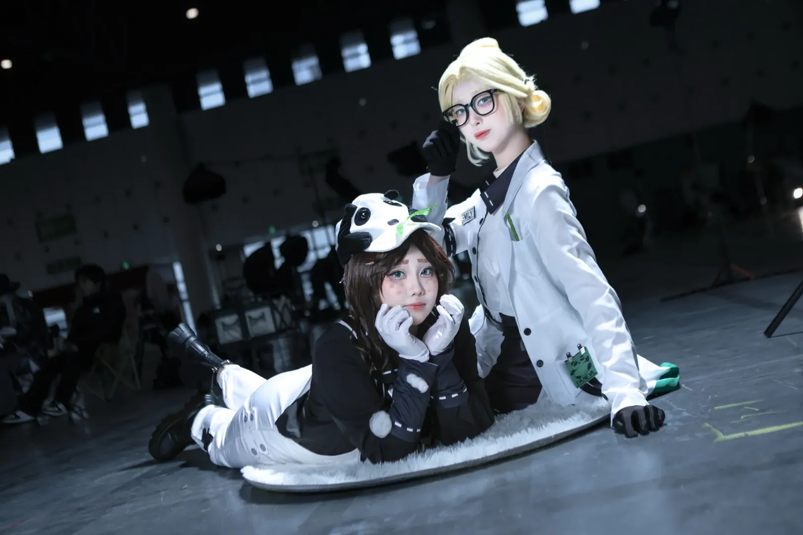 【丽莎贝克cos】第五人格中医生与园丁的羁绊时刻 - 第 1 张