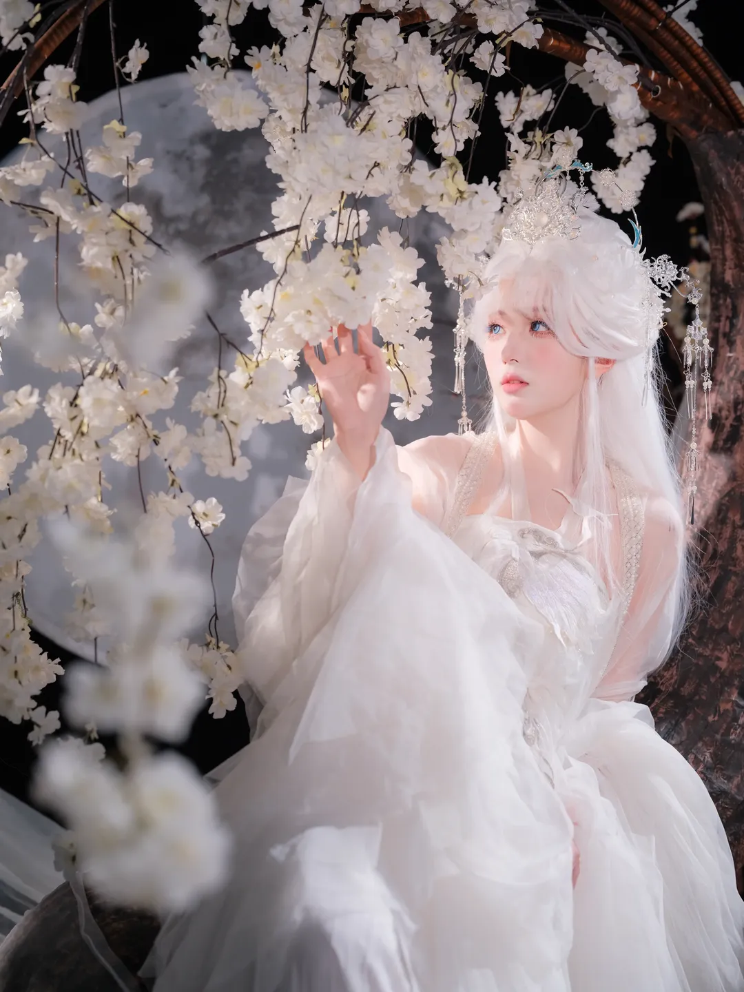 【越汐音cos】花亦山心之月白孔雀神女造型 - 第 5 张
