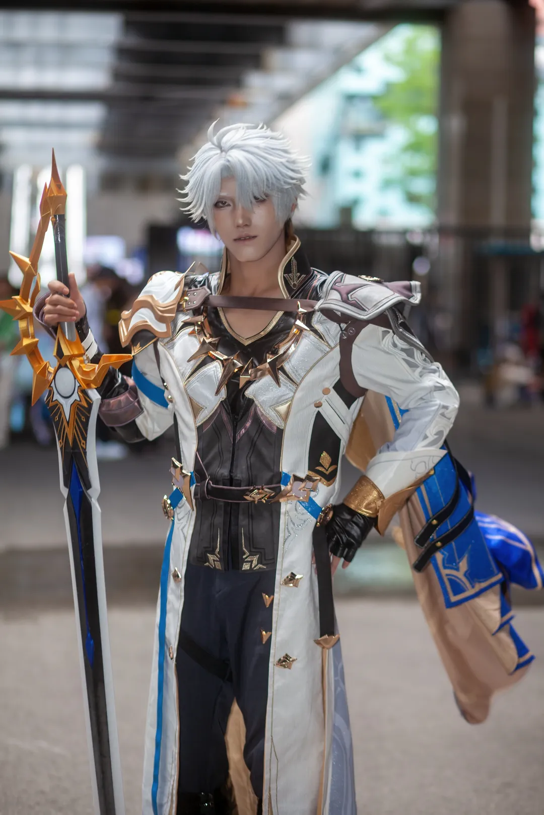 【白厄cos】星紋鎧甲與破曉巨劍，復刻揹負全世界的白厄 - 第 1 張