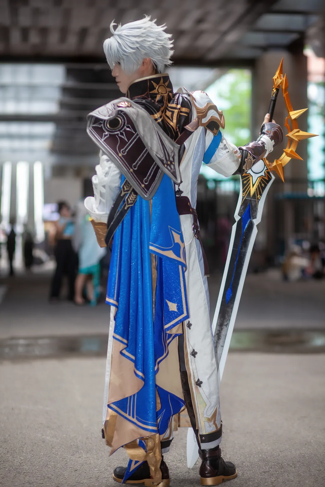 【白厄cos】星紋鎧甲與破曉巨劍，復刻揹負全世界的白厄 - 第 5 張