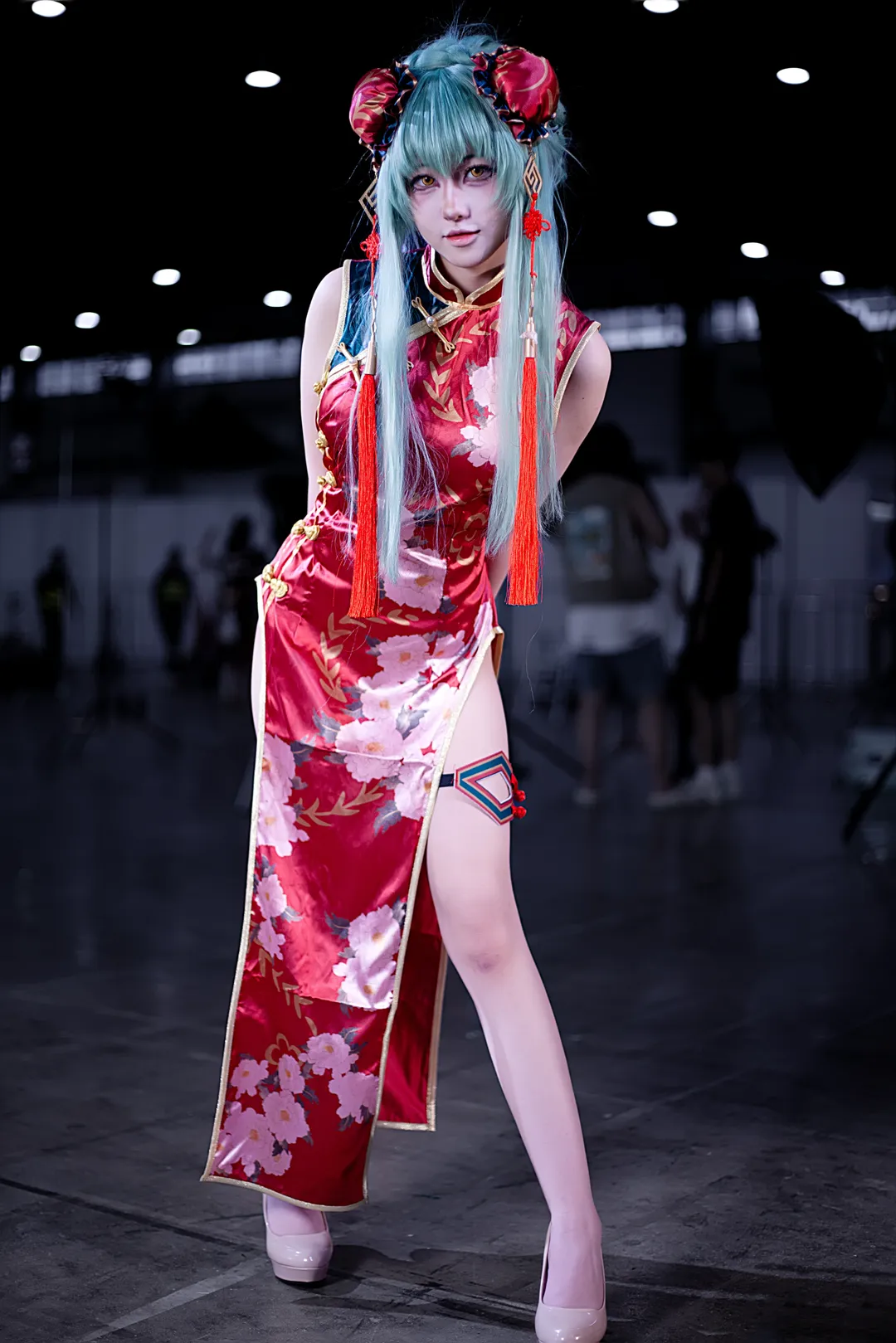 【C.C.cos】反叛的鲁路修红牡丹旗袍展现国风魔女气质 - 第 1 张