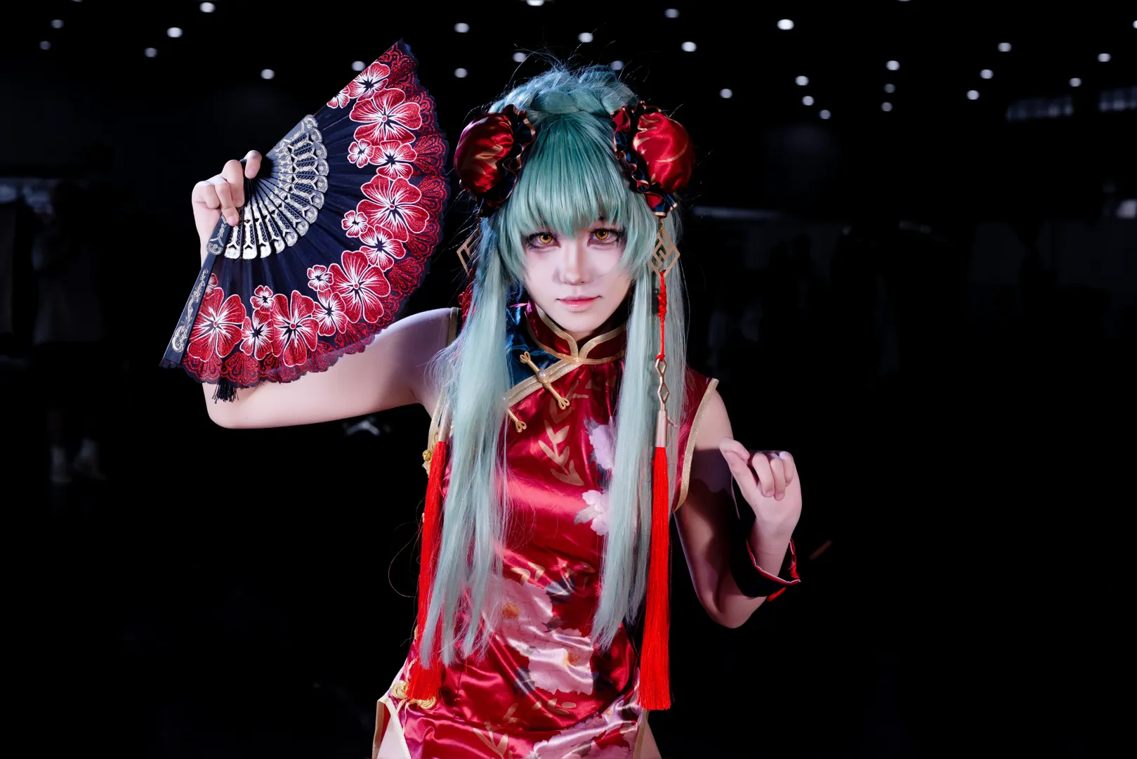 【C.C.cos】反叛的鲁路修红牡丹旗袍展现国风魔女气质 - 第 5 张