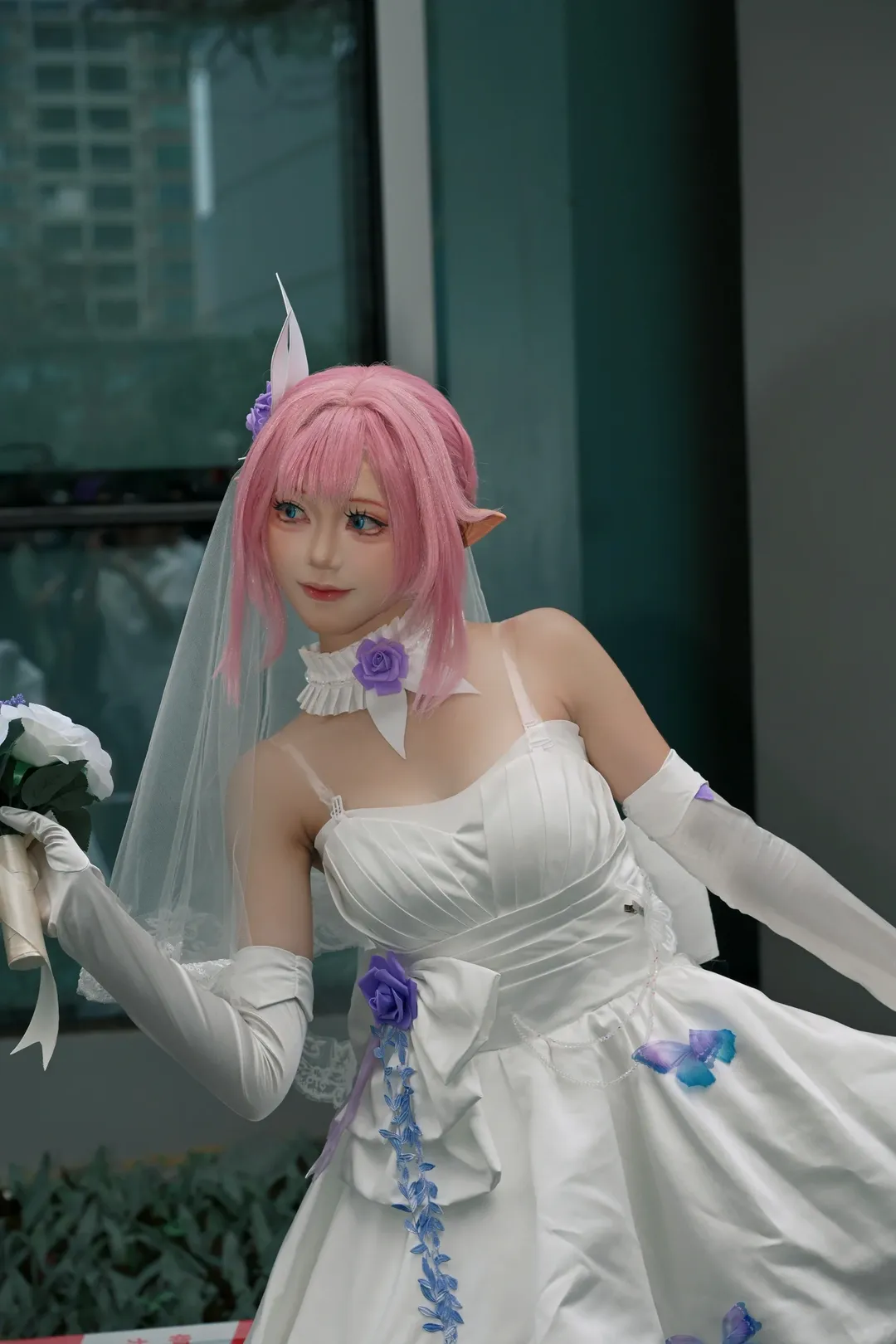 【爱莉希雅cos】亲手制作PV婚纱，定格漫展的温柔瞬间 - 第 5 张