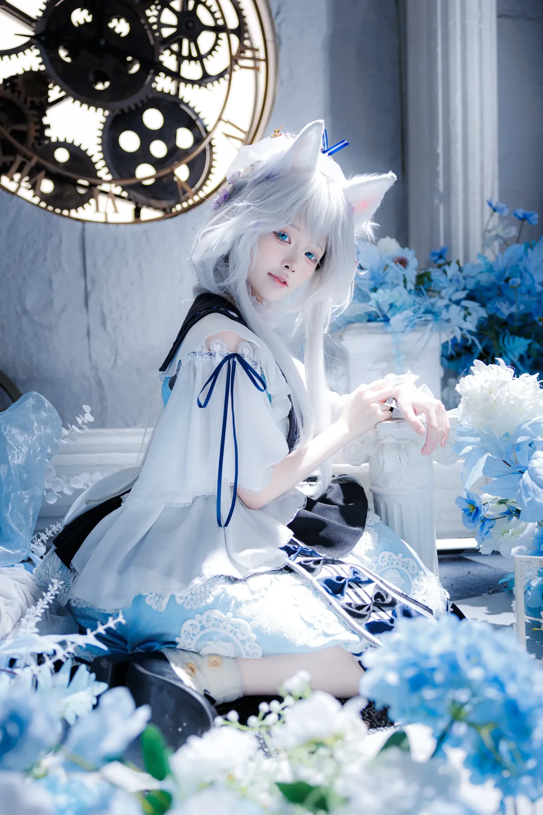 蓝白奇幻风兽耳少女 齿轮花海中的梦幻定格 - 第 1 张